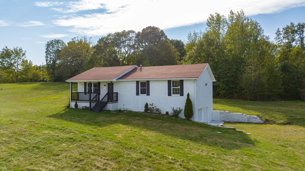 2381 Sylvia Rd