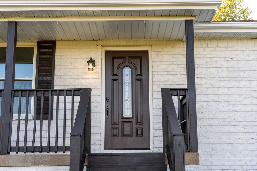 2381 Sylvia Rd