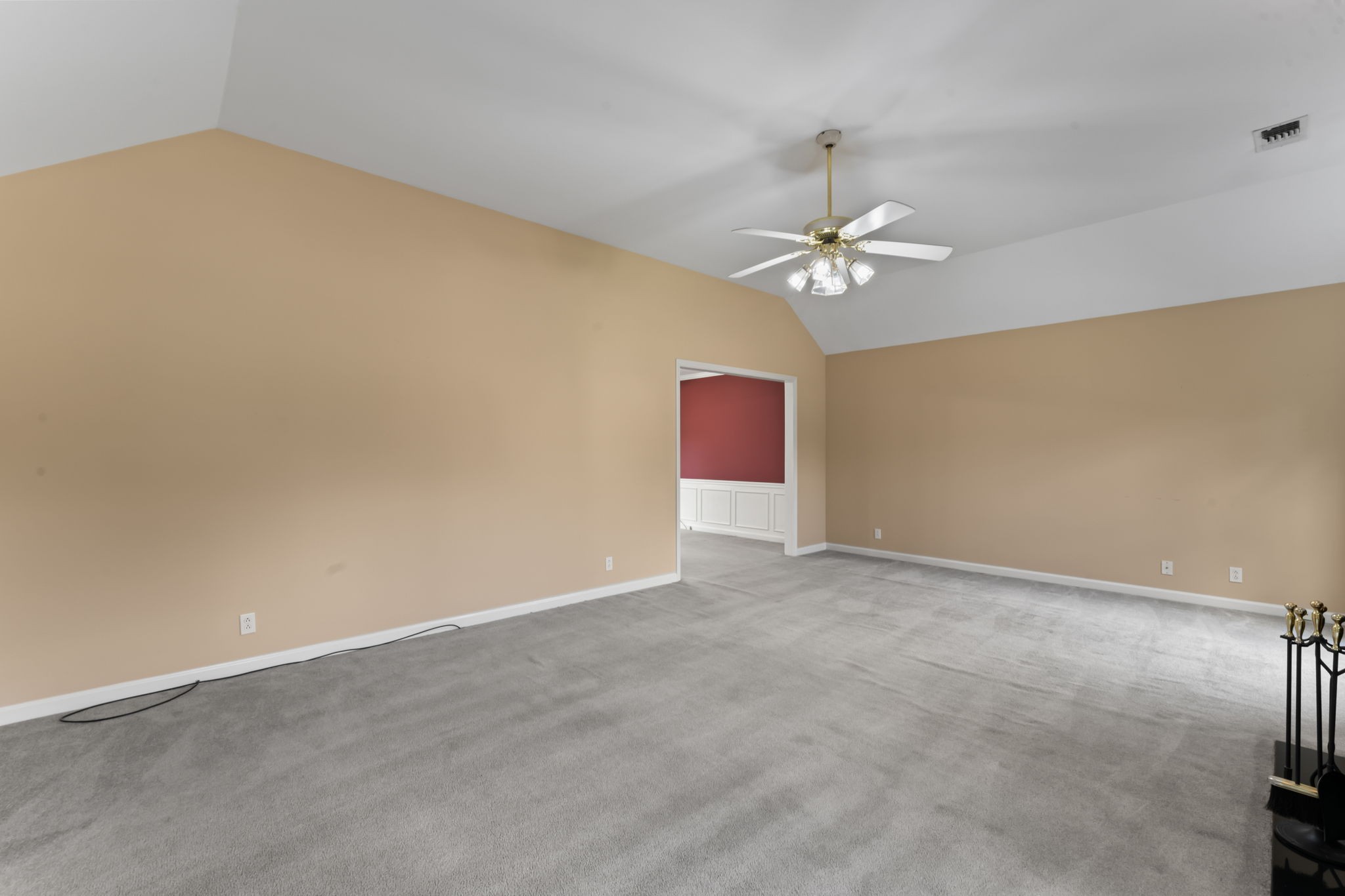 3007 Bowers Ln