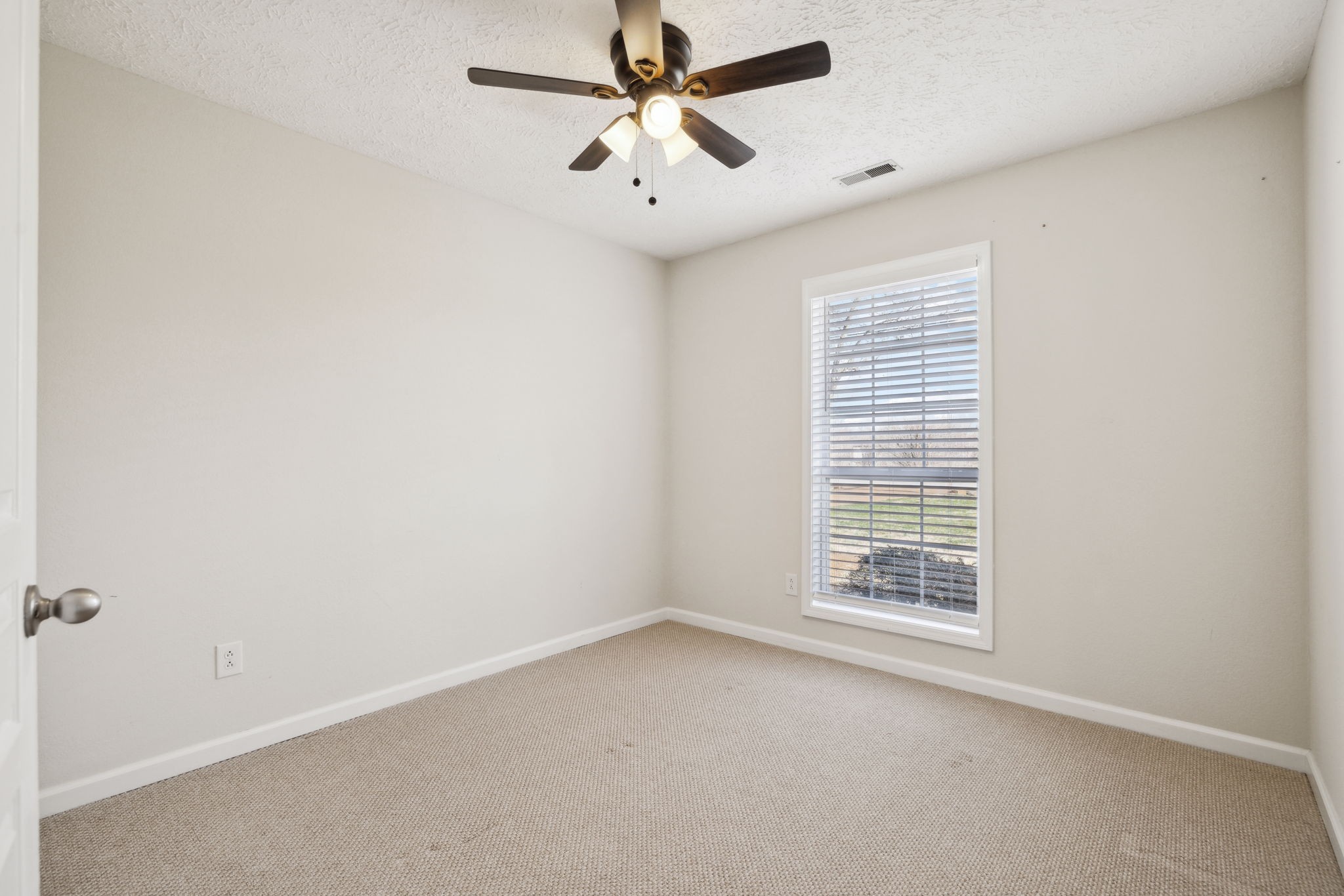 3916 Kedron Rd