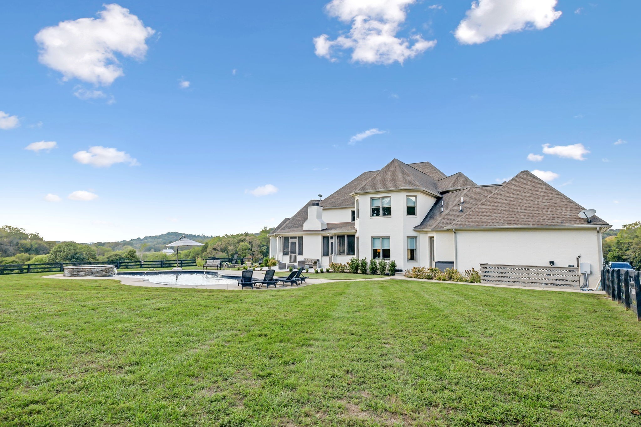 5507 Broken Ridge Hollow Ln