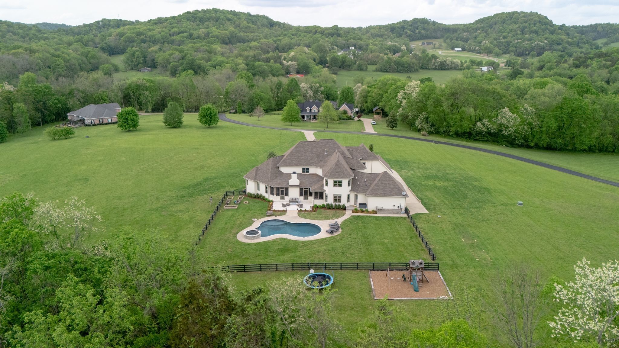 5507 Broken Ridge Hollow Ln