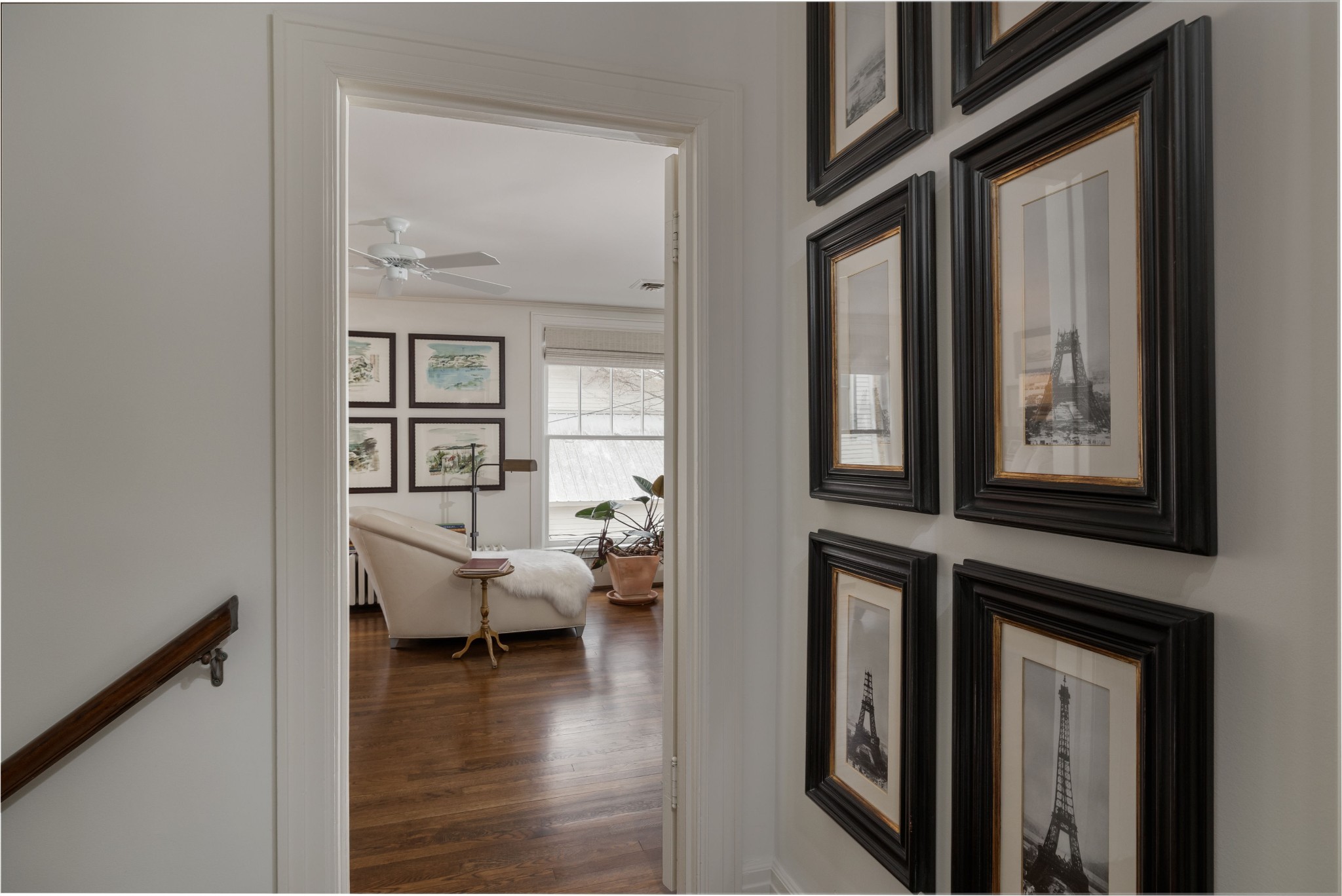 313 W 6th St
