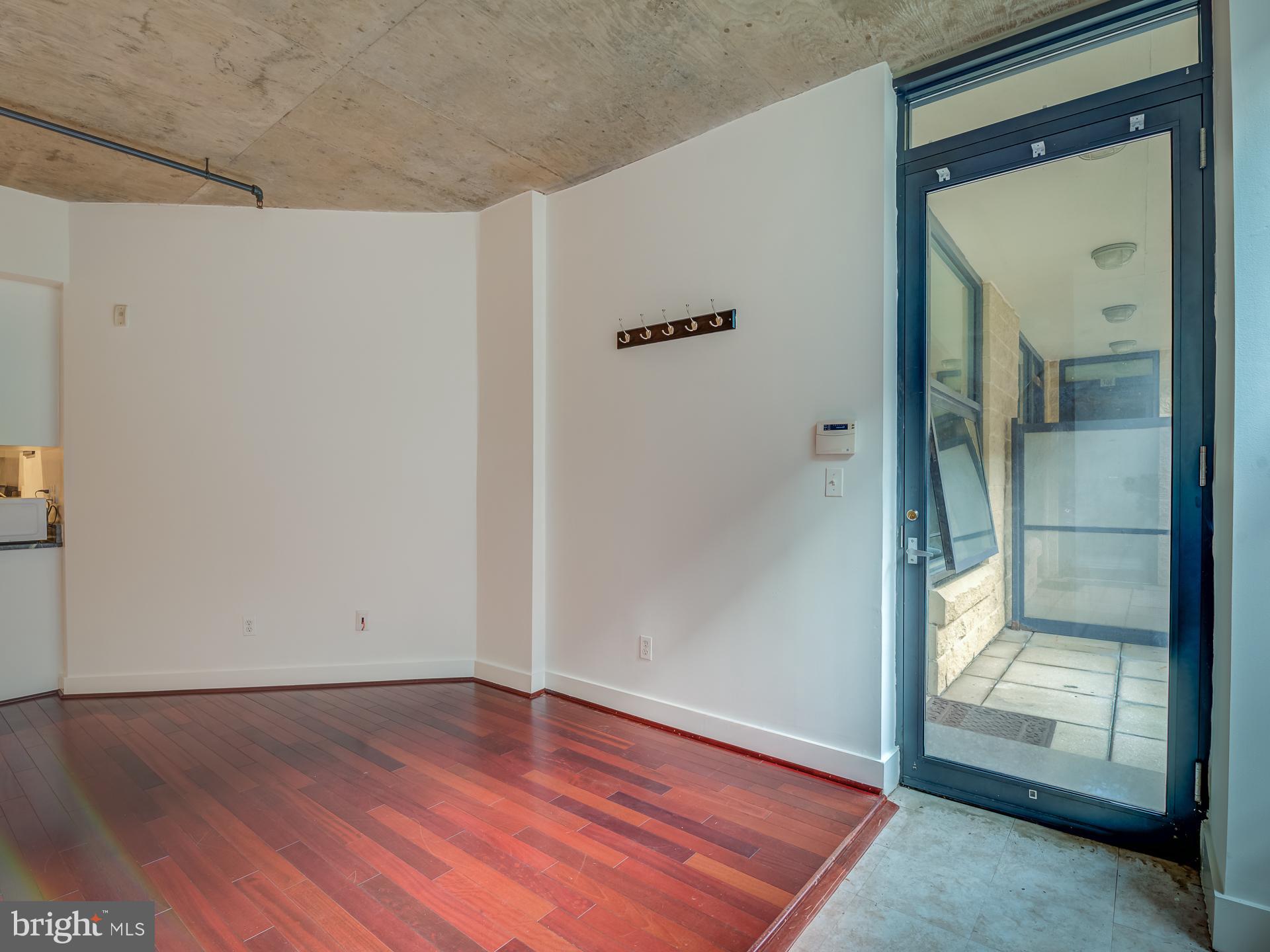 2301 CHAMPLAIN STREET NW T03