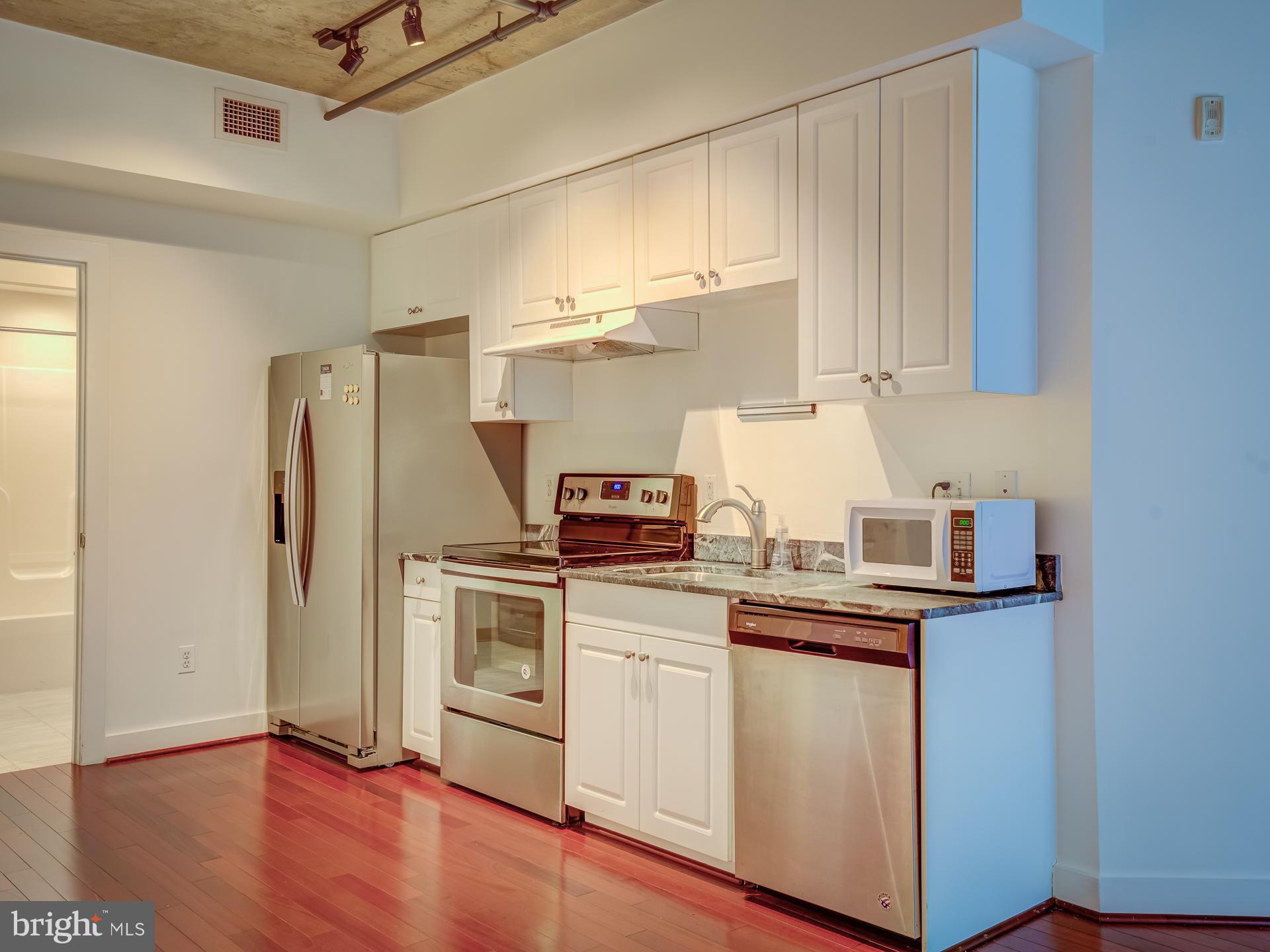 2301 CHAMPLAIN STREET NW T03