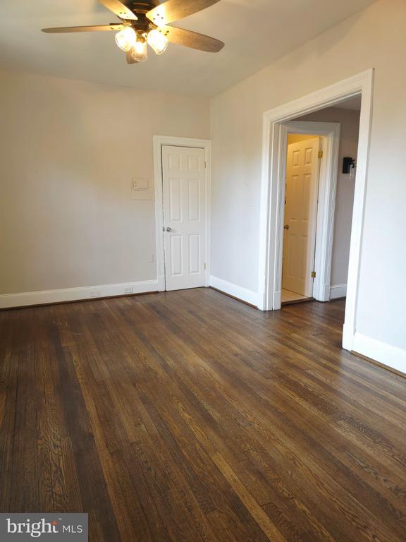 2527 Q NW Unit: 204