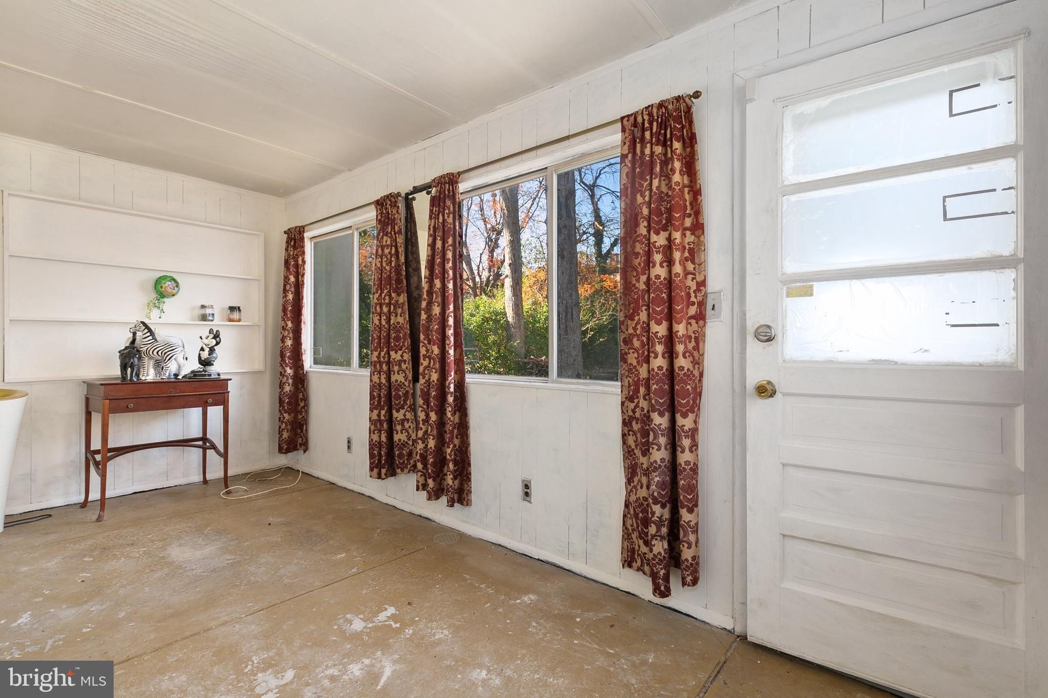 1010 SOMERSET DRIVE