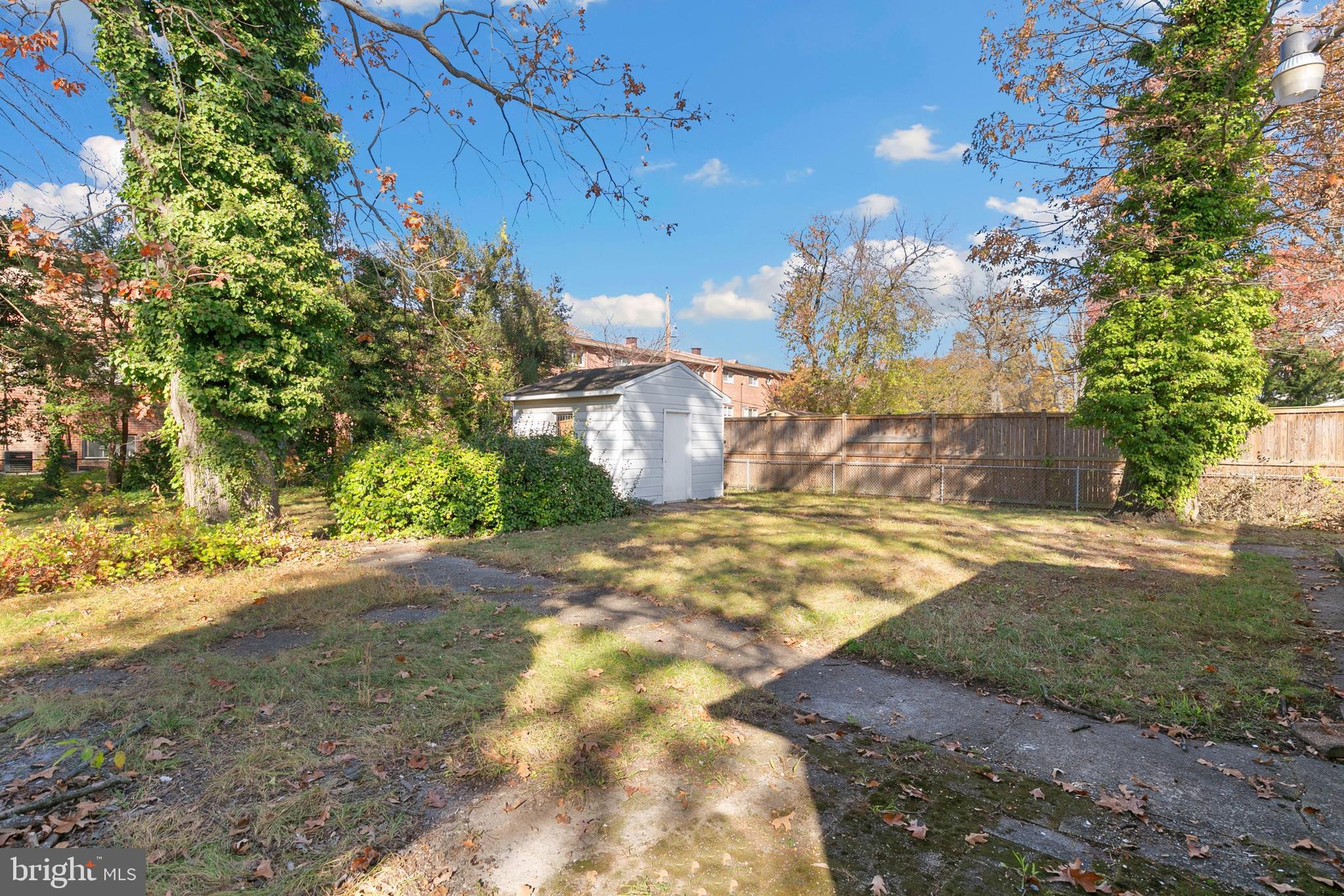 1010 SOMERSET DRIVE