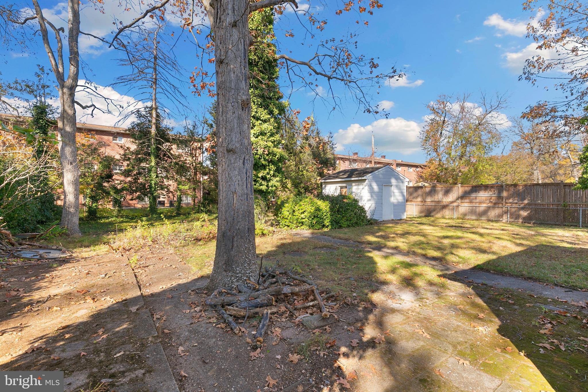 1010 SOMERSET DRIVE