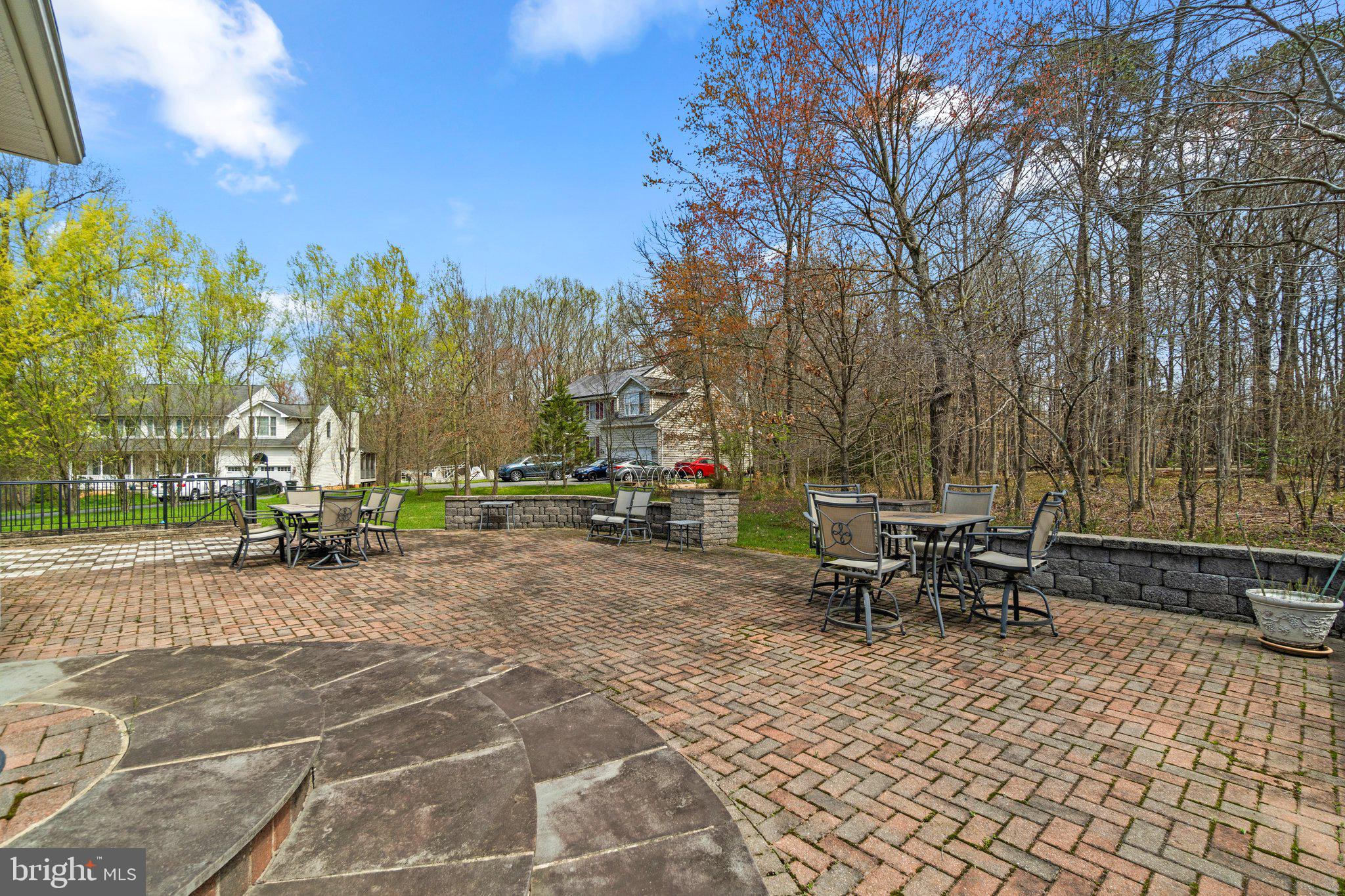 7190 CEDAR WINDS FARM LANE