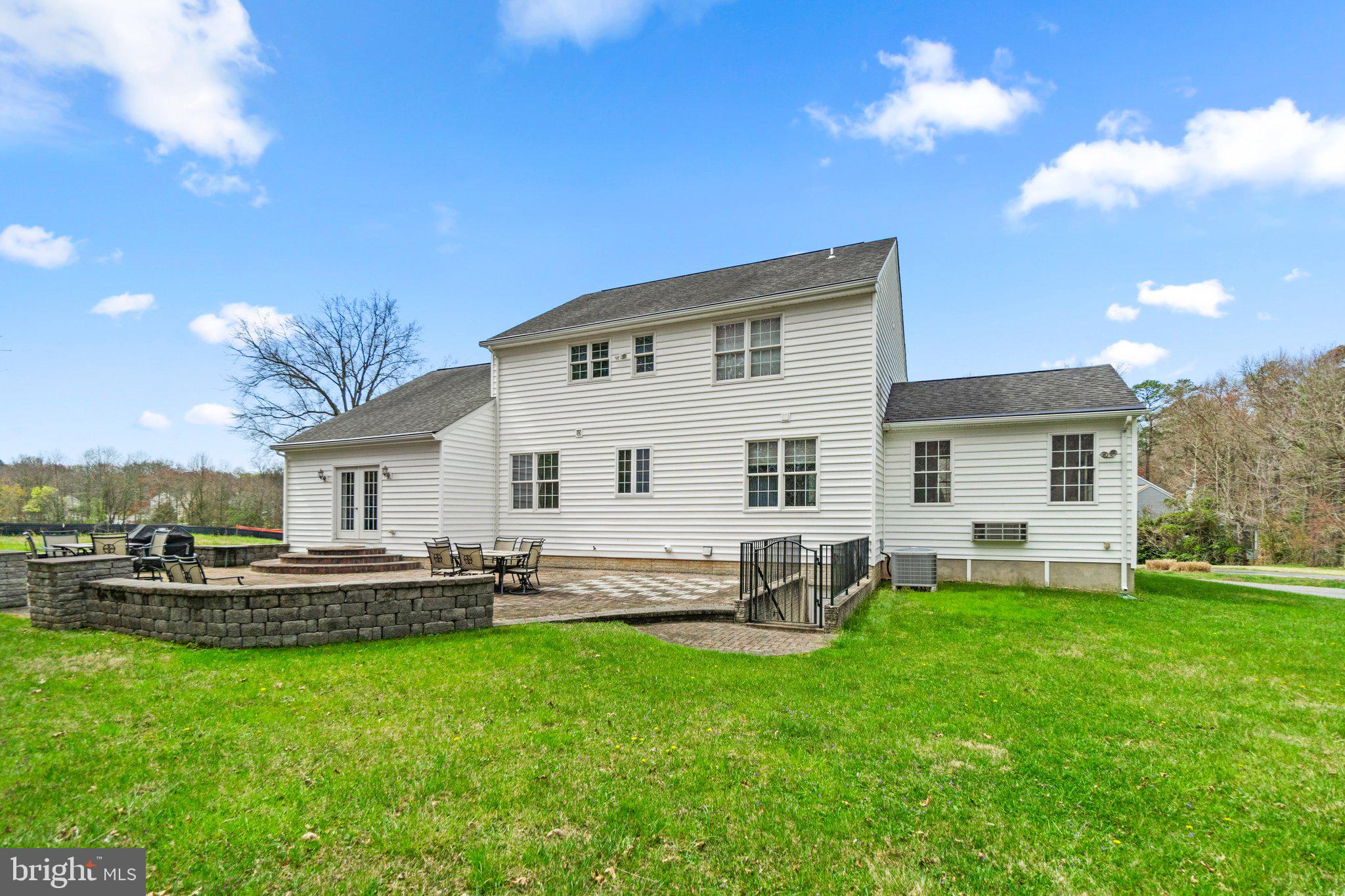 7190 CEDAR WINDS FARM LANE