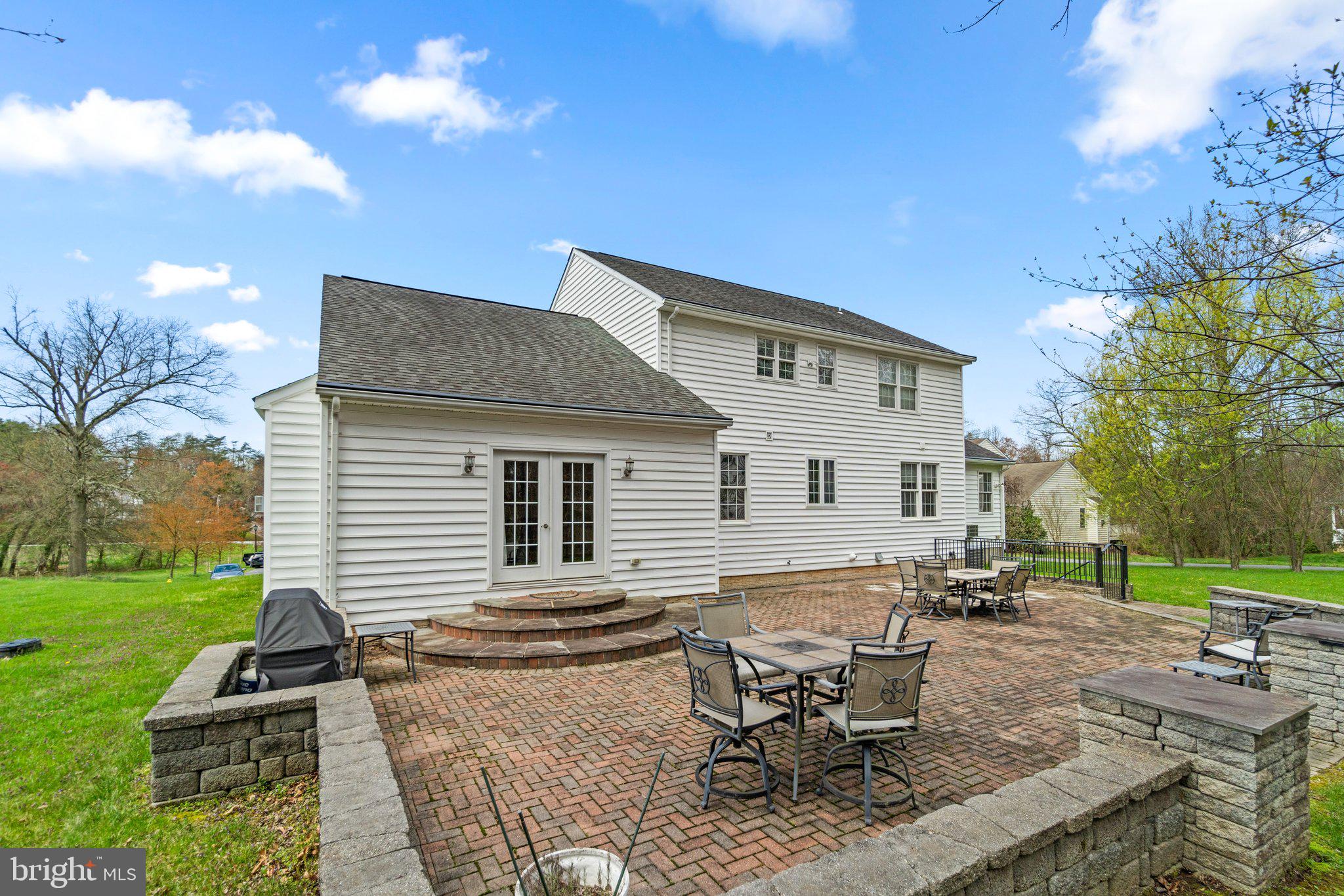 7190 CEDAR WINDS FARM LANE