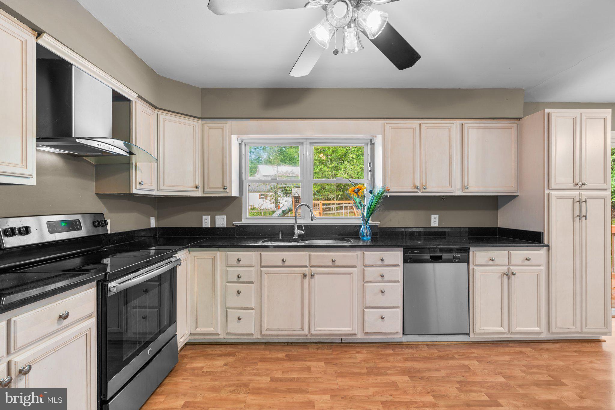 3135 BEARDS POINT ROAD