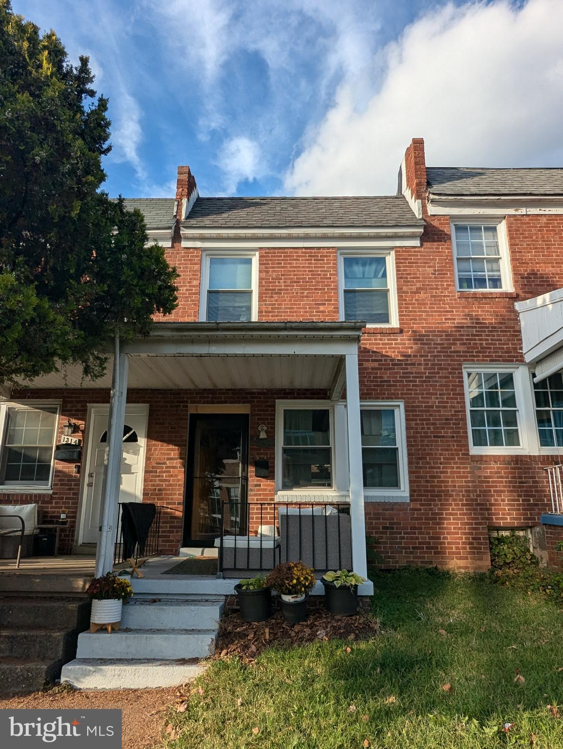 1312 BERRY STREET