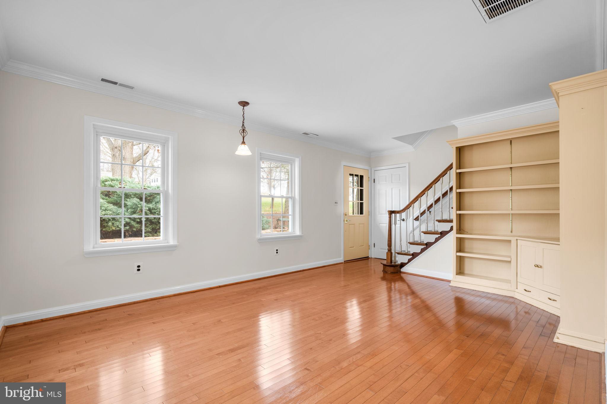 3707 COOL CREST DRIVE