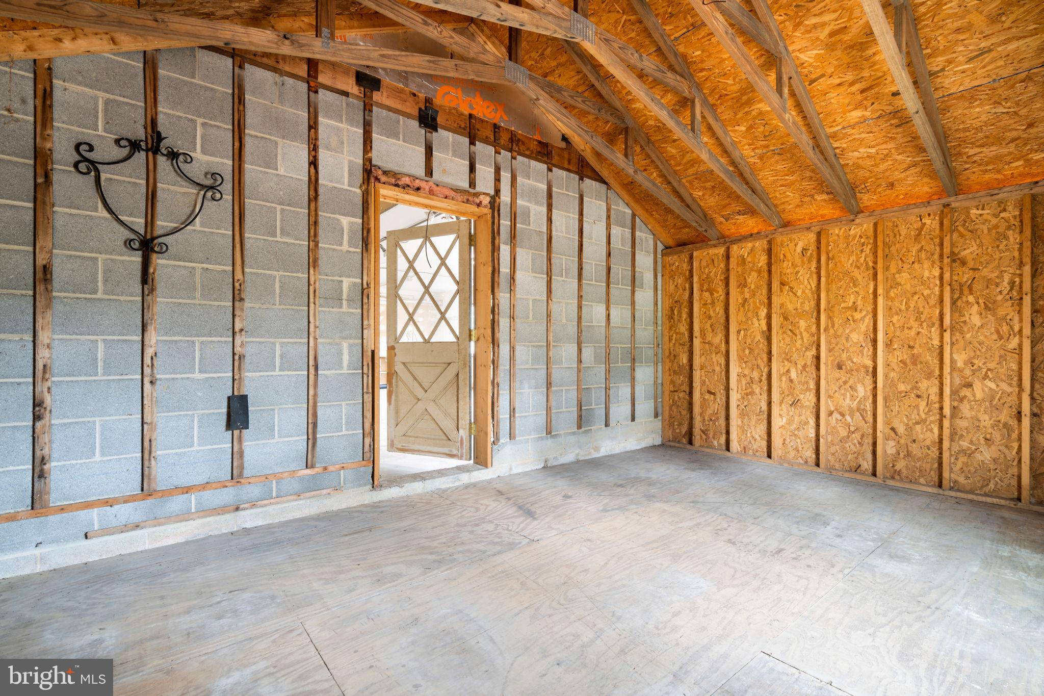 3707 COOL CREST DRIVE