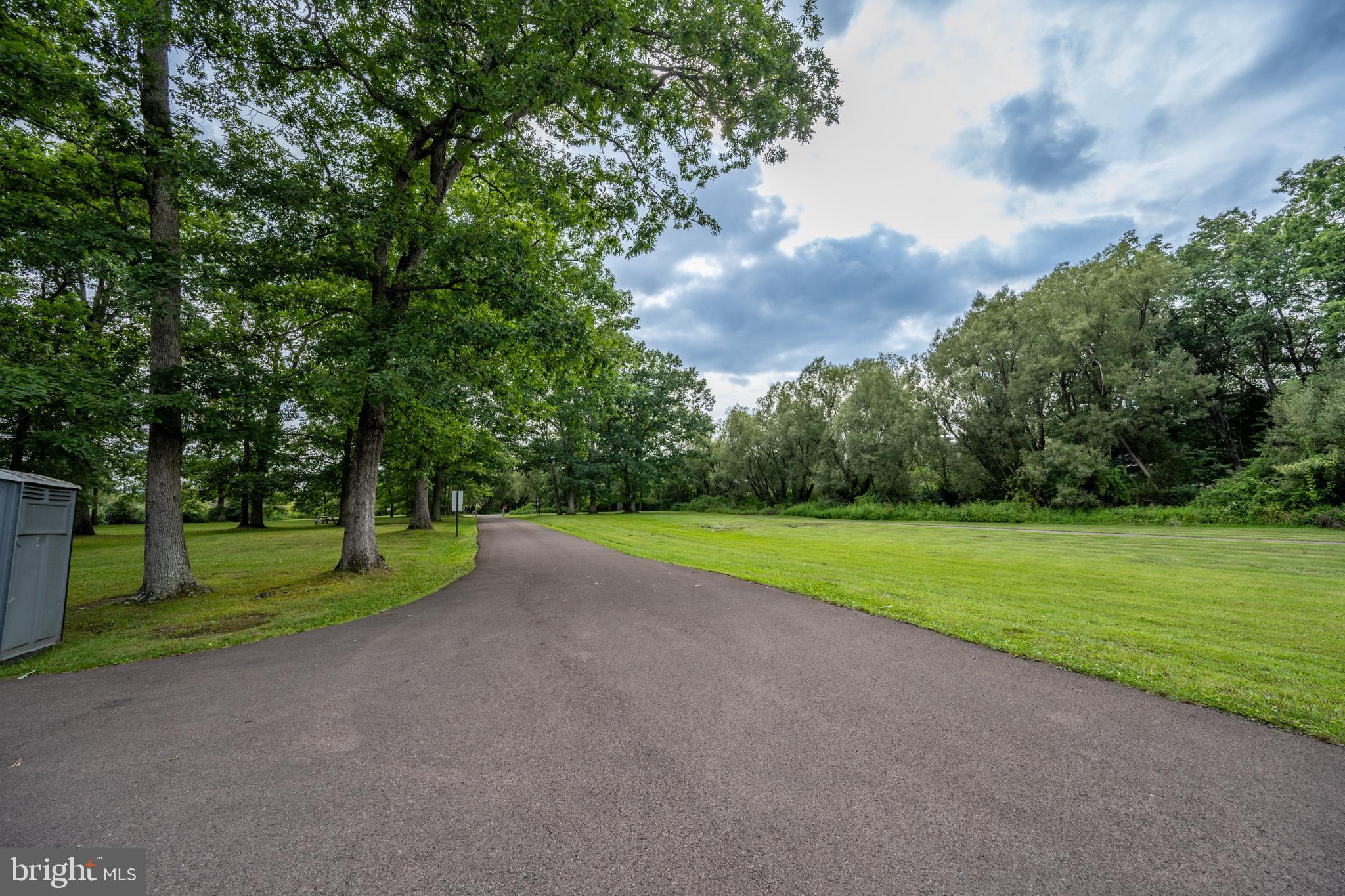 318 ALLEGHENY DRIVE