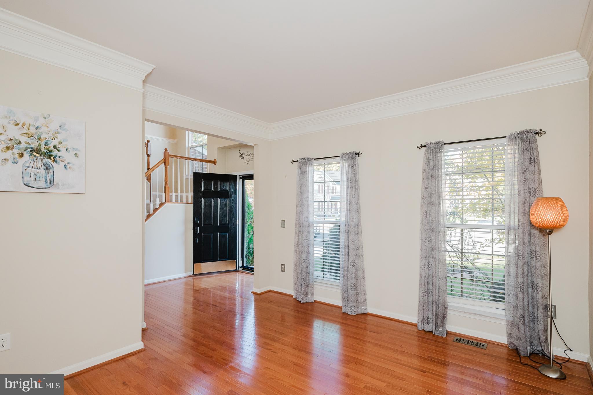 1203 LEEDS COURT