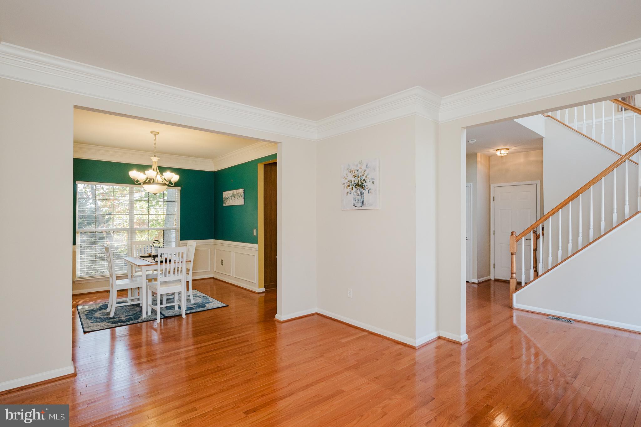 1203 LEEDS COURT