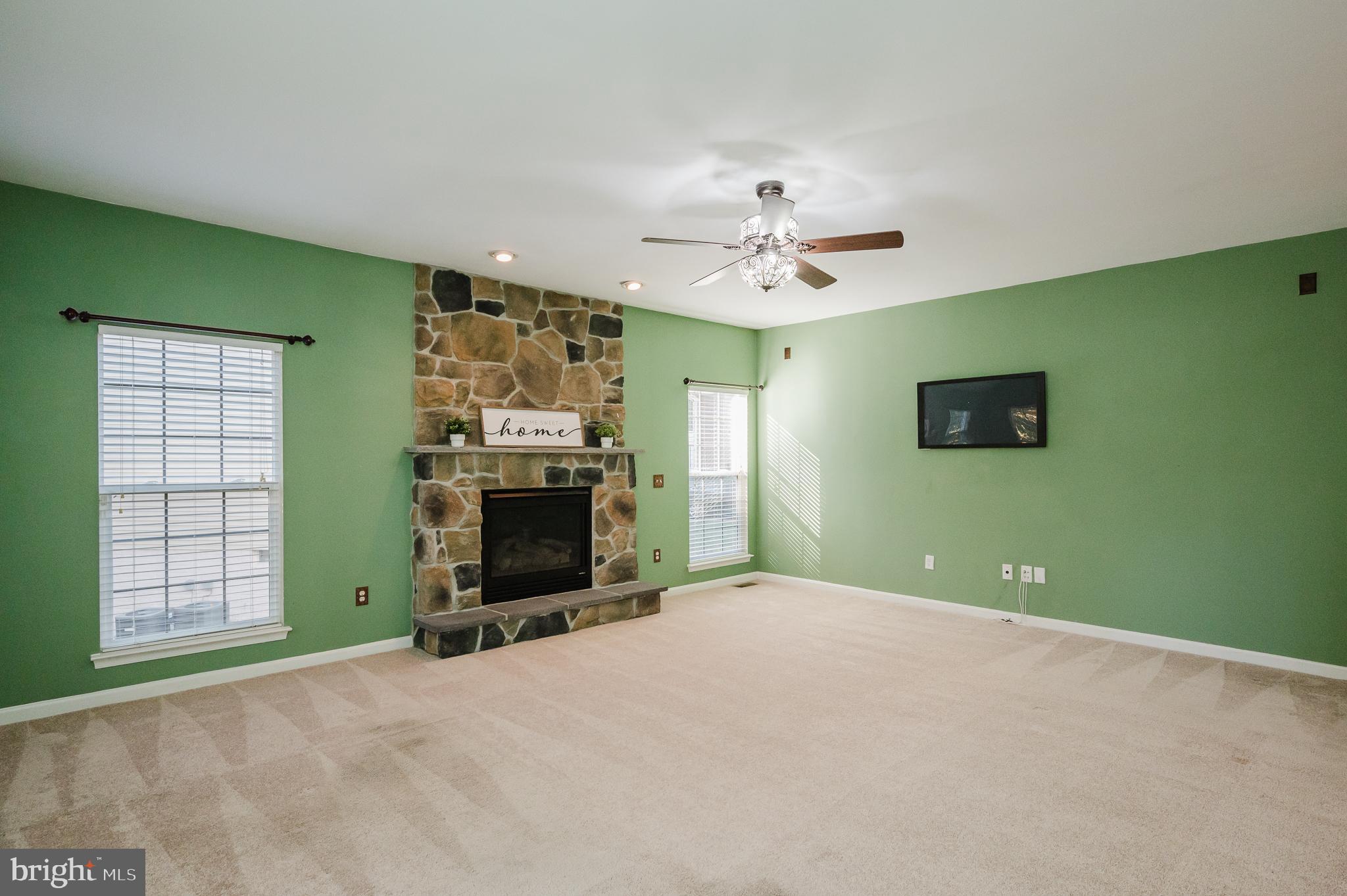 1203 LEEDS COURT