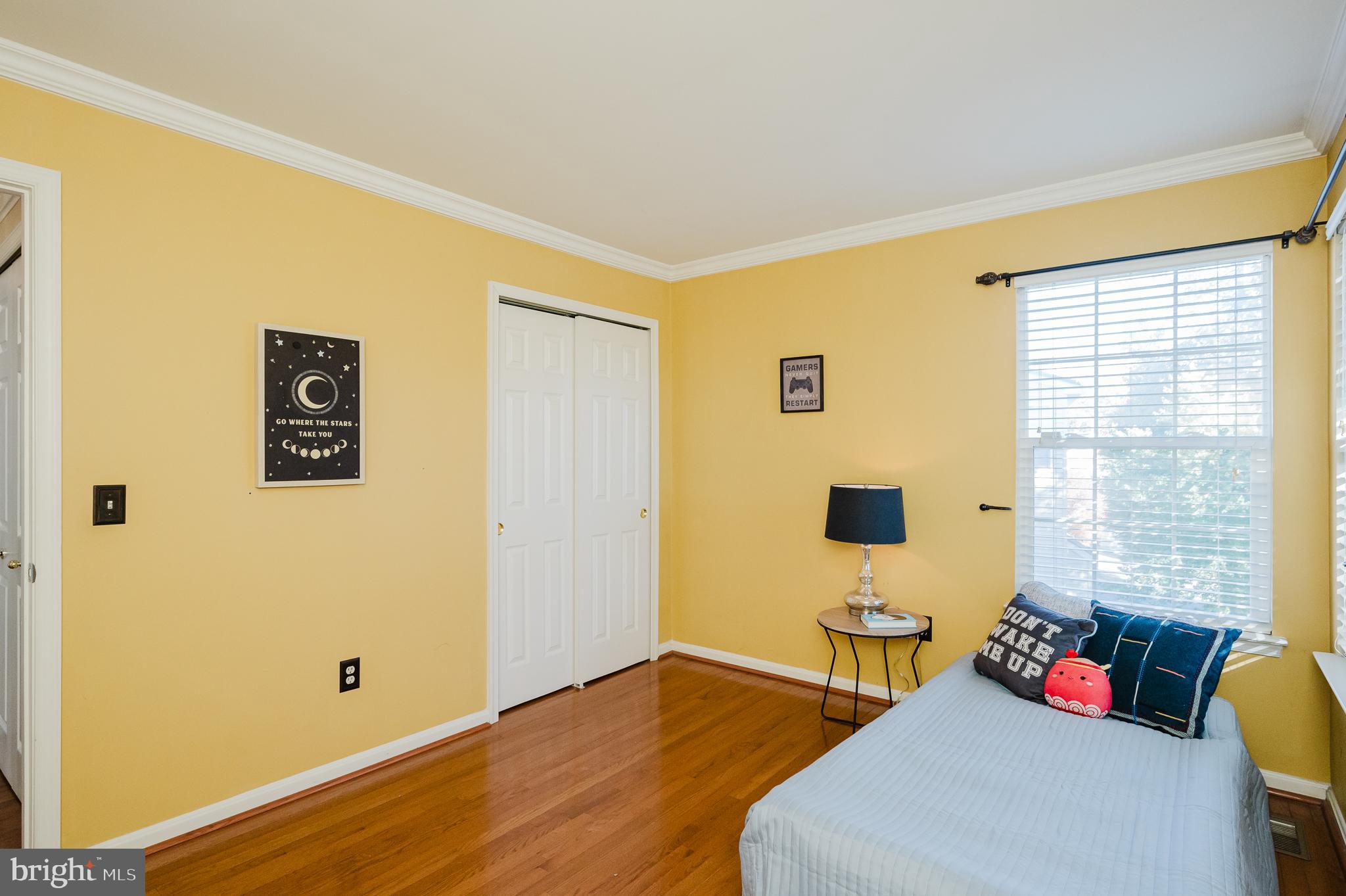 1203 LEEDS COURT