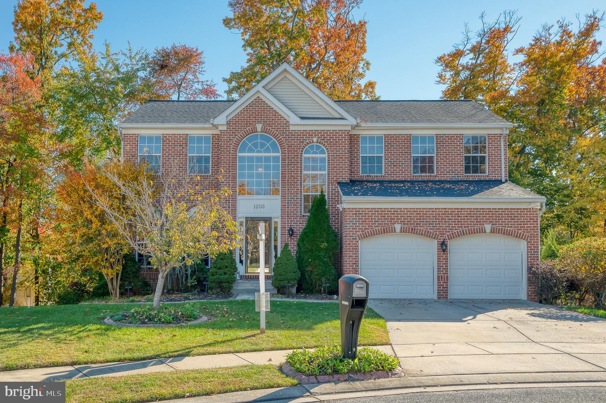 1203 LEEDS COURT