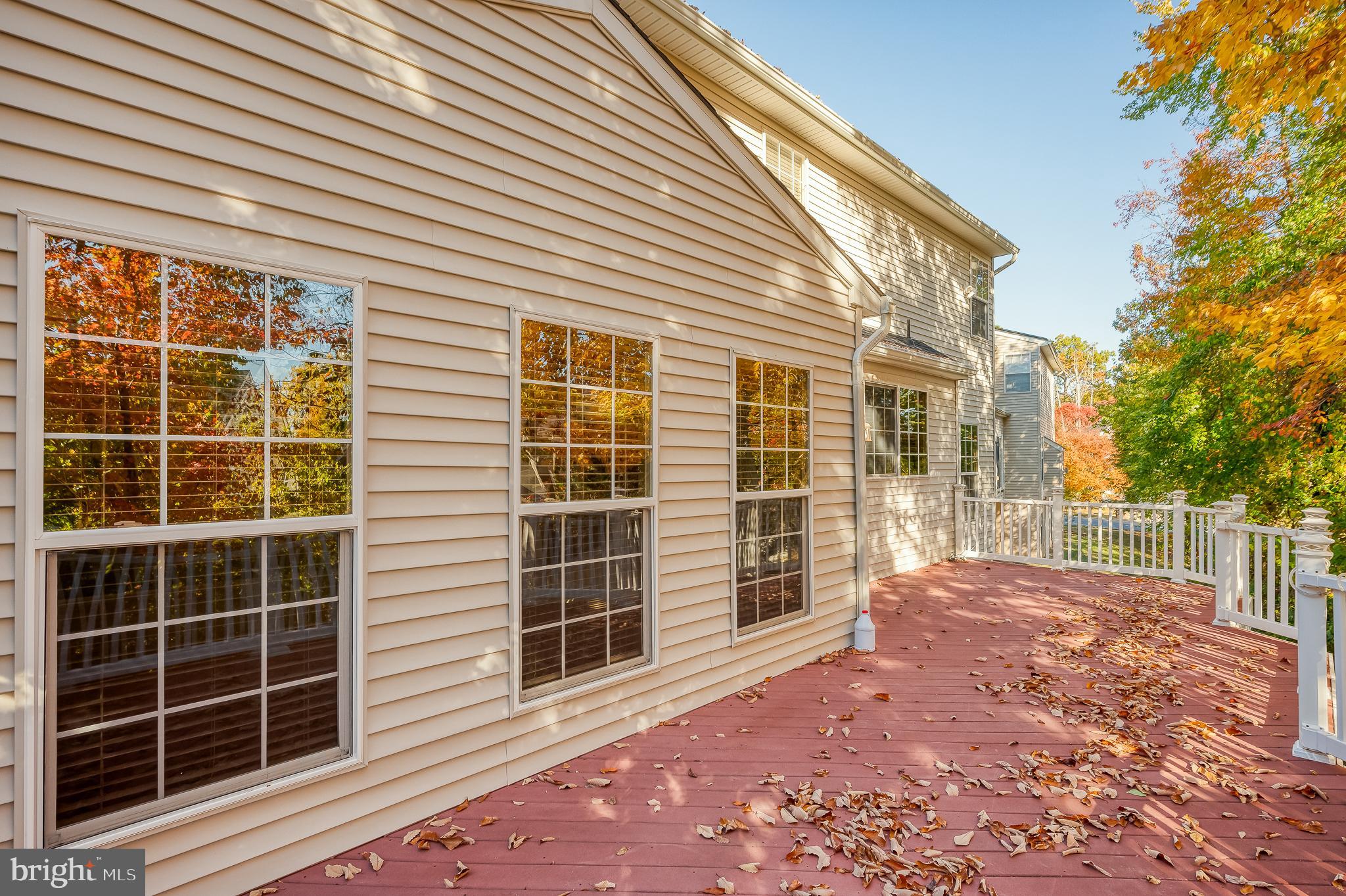 1203 LEEDS COURT