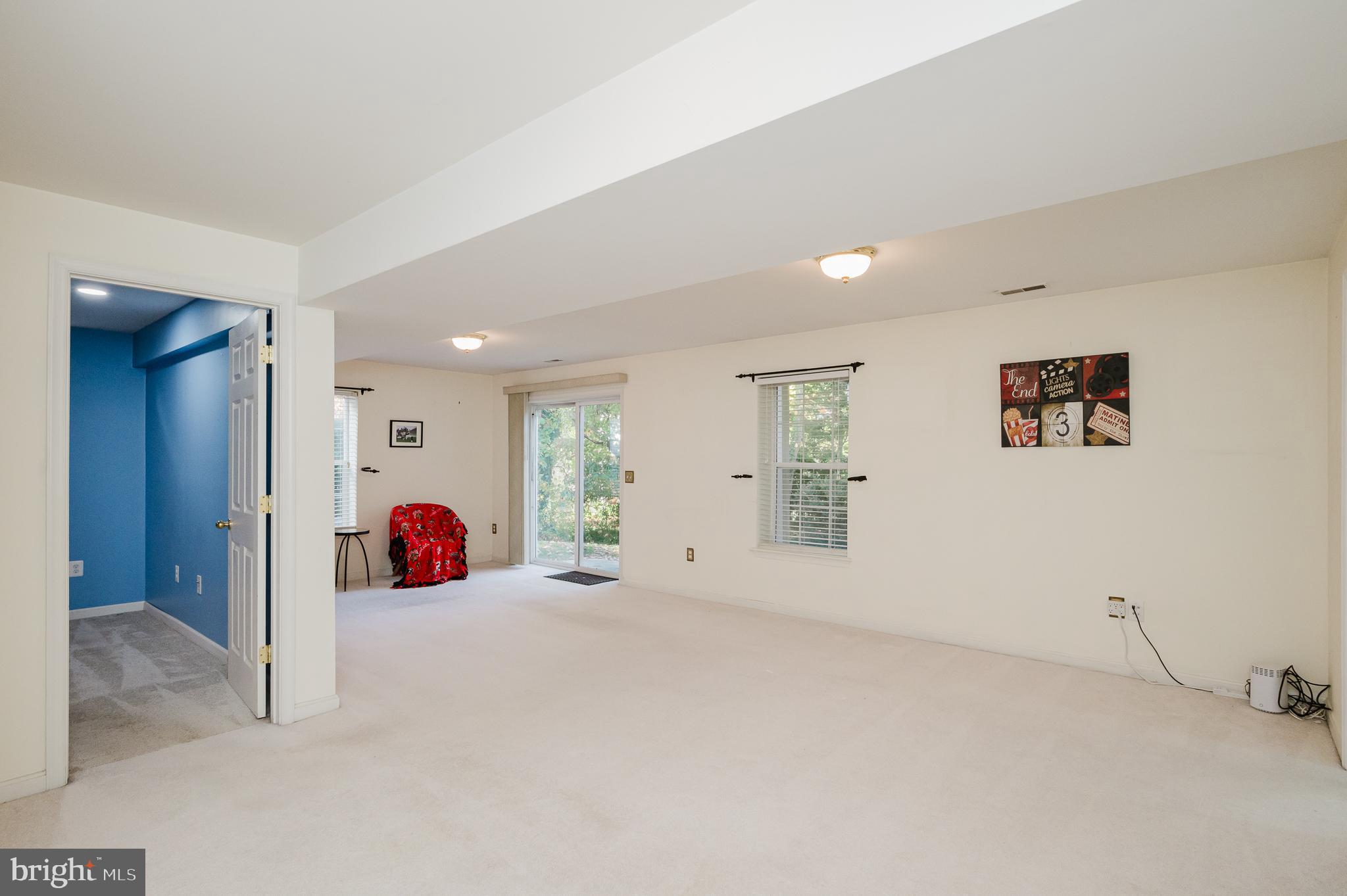 1203 LEEDS COURT