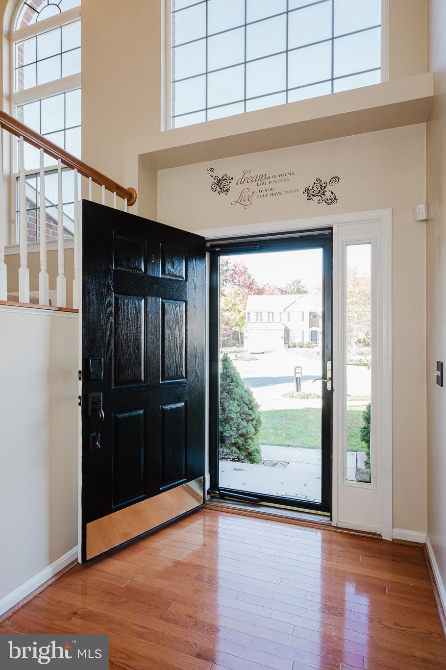 1203 LEEDS COURT