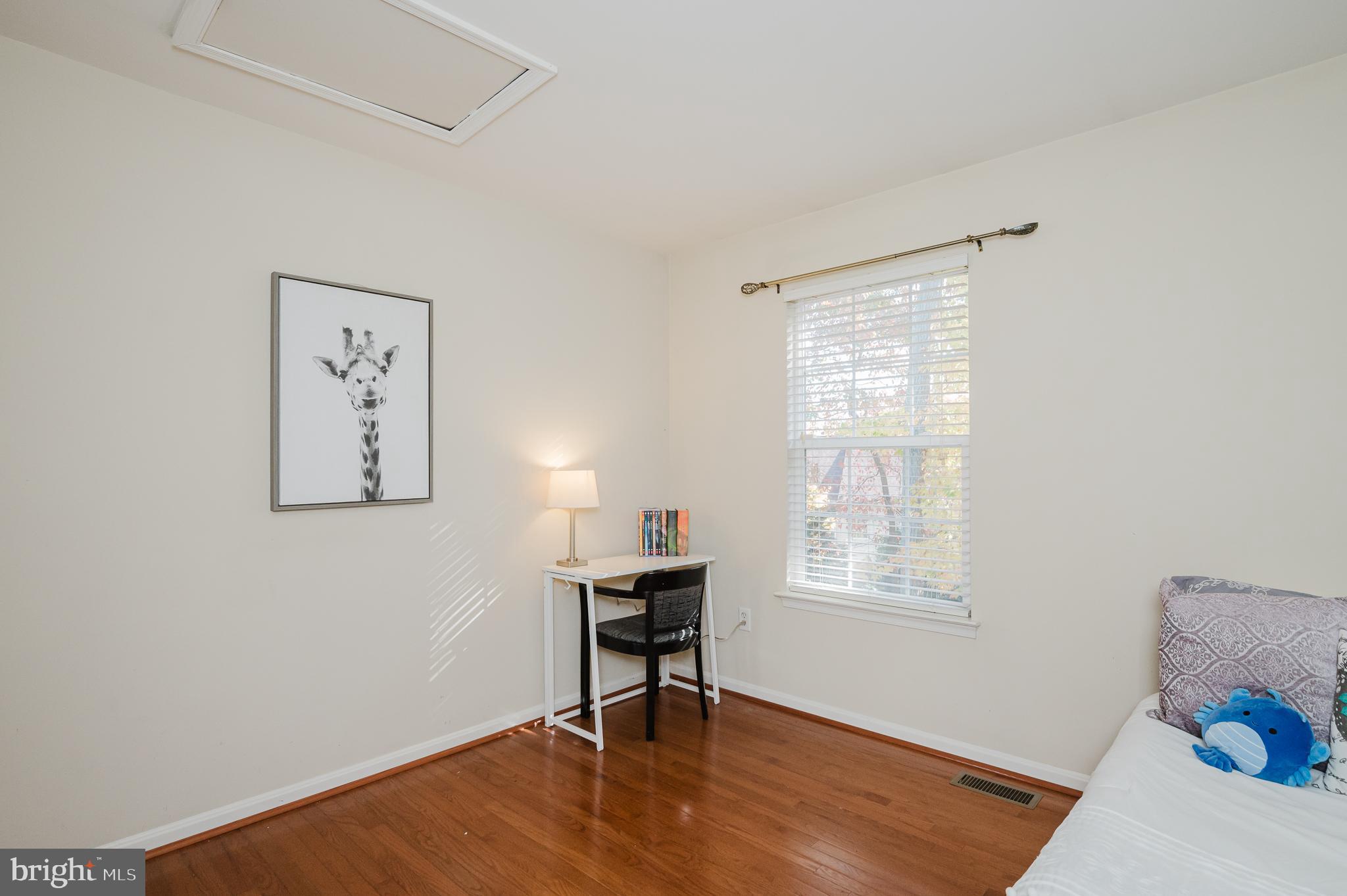 1203 LEEDS COURT