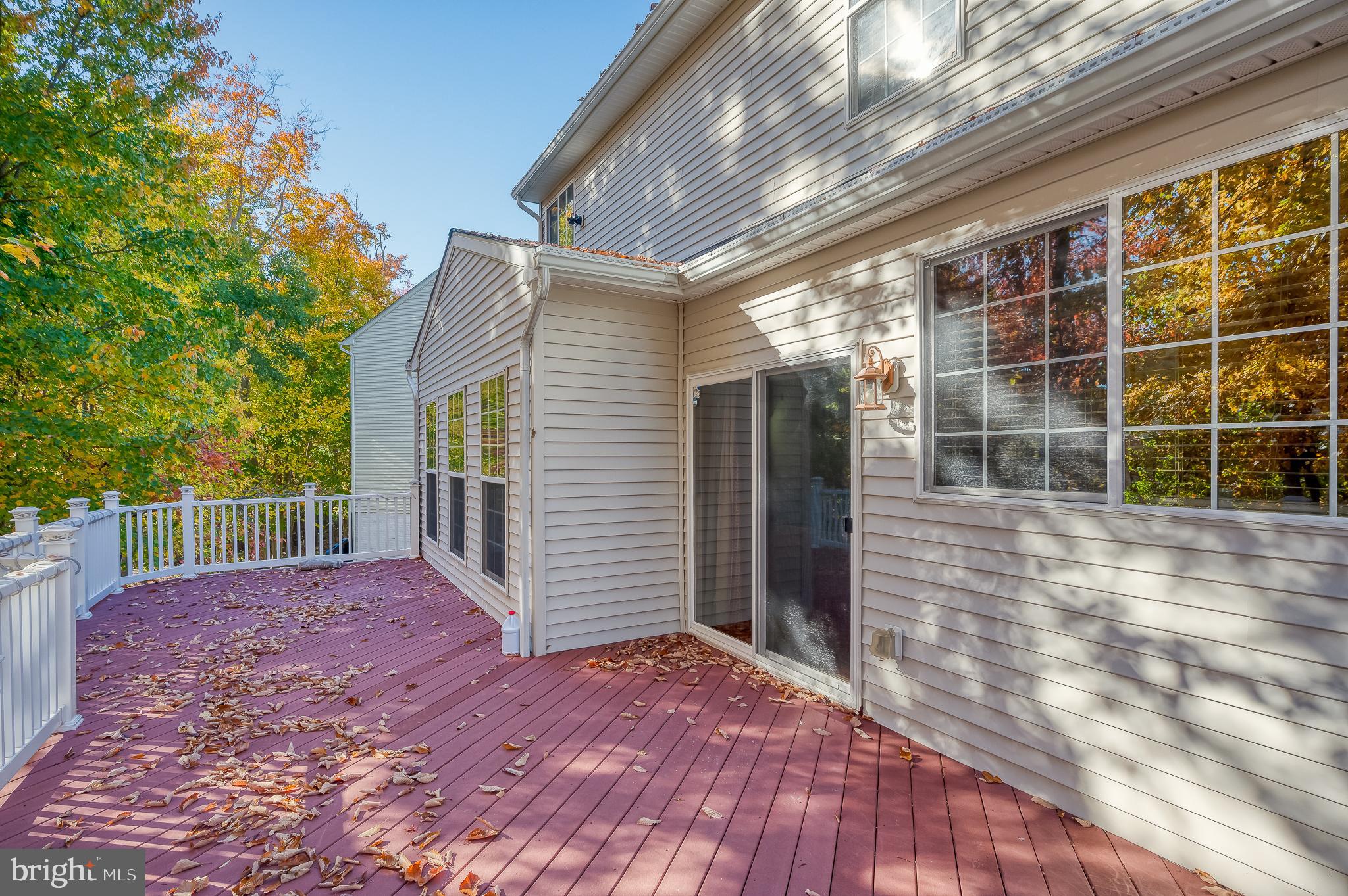 1203 LEEDS COURT