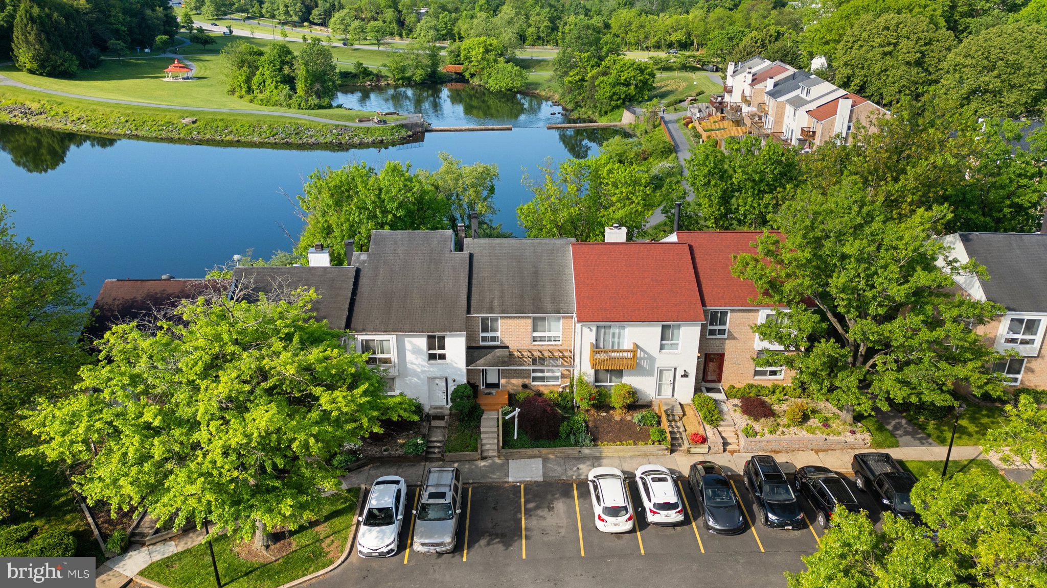 7256 DOCKSIDE LANE