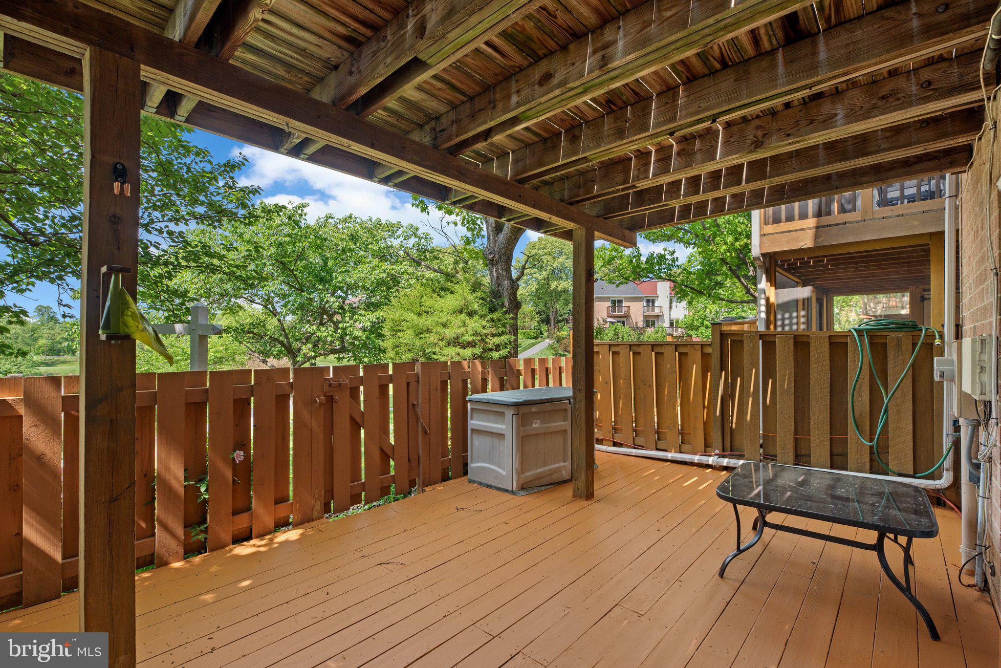 7256 DOCKSIDE LANE