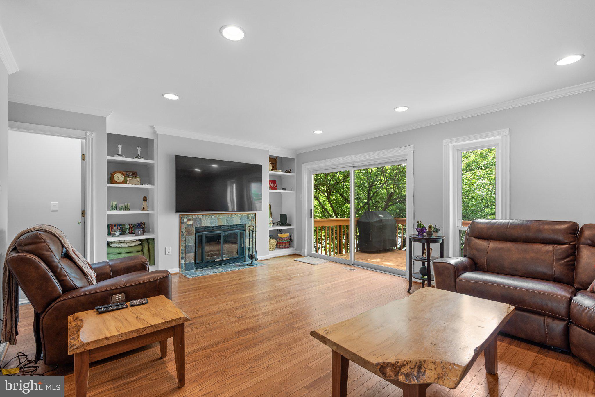 7256 DOCKSIDE LANE