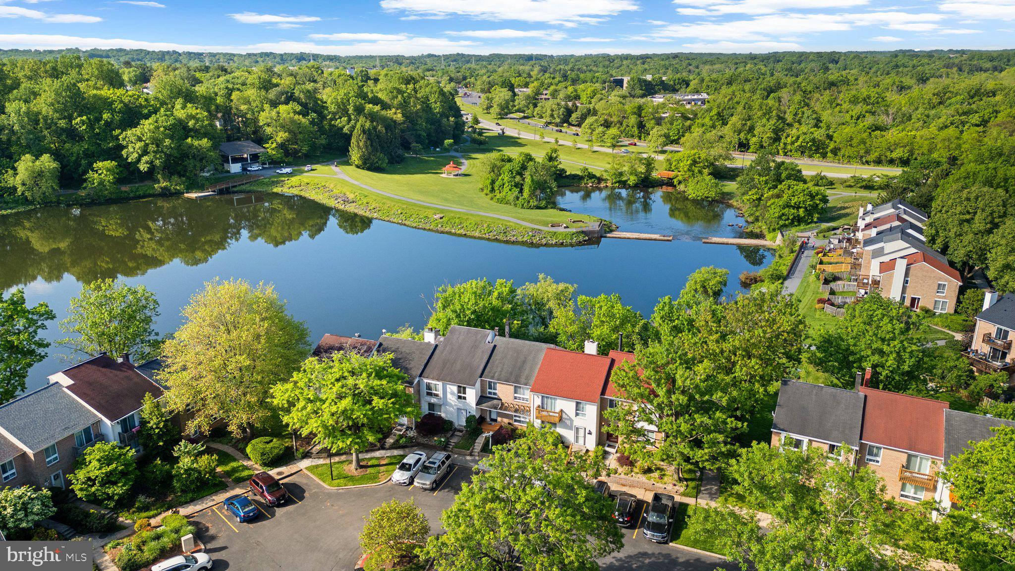 7256 DOCKSIDE LANE