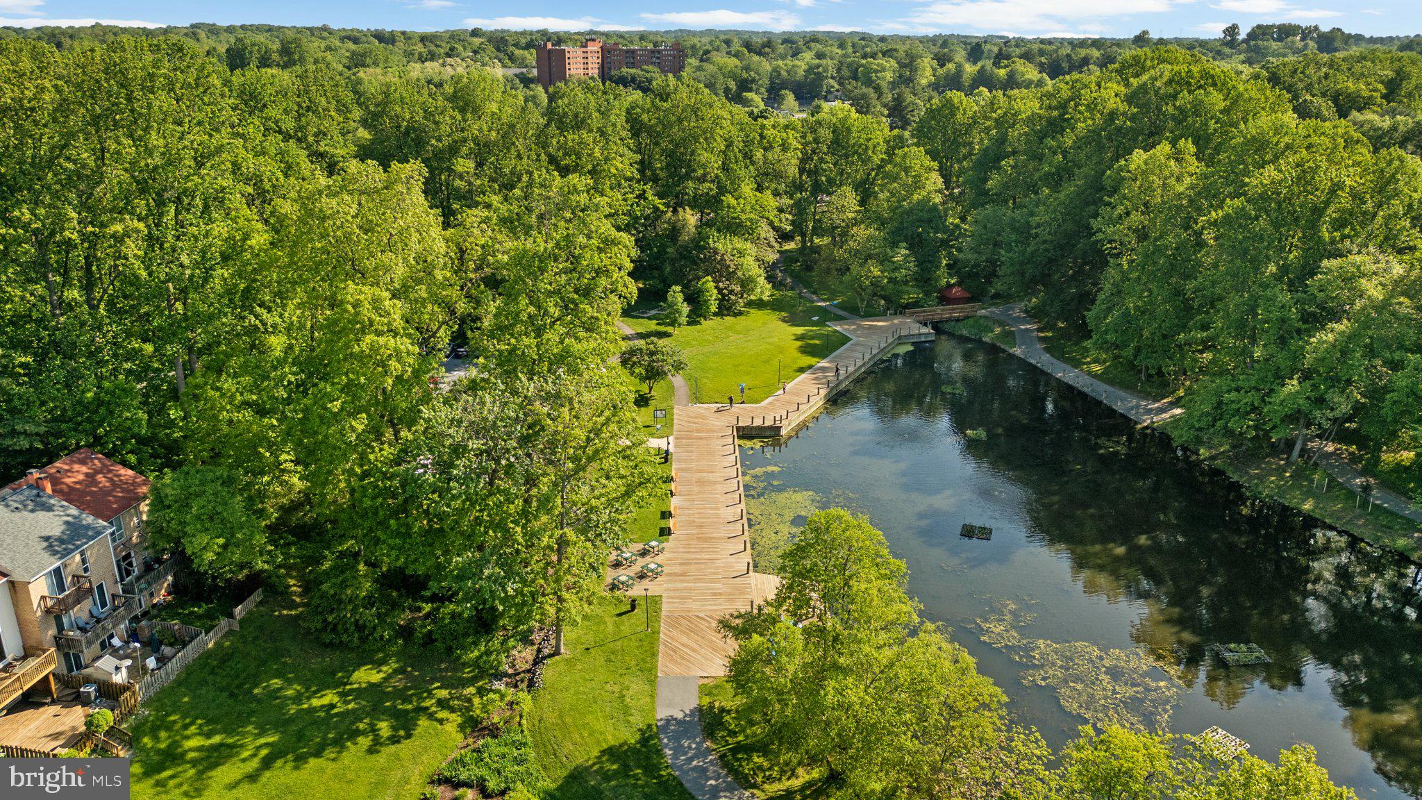 7256 DOCKSIDE LANE