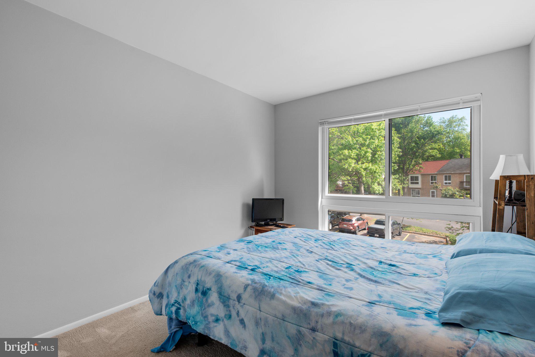 7256 DOCKSIDE LANE