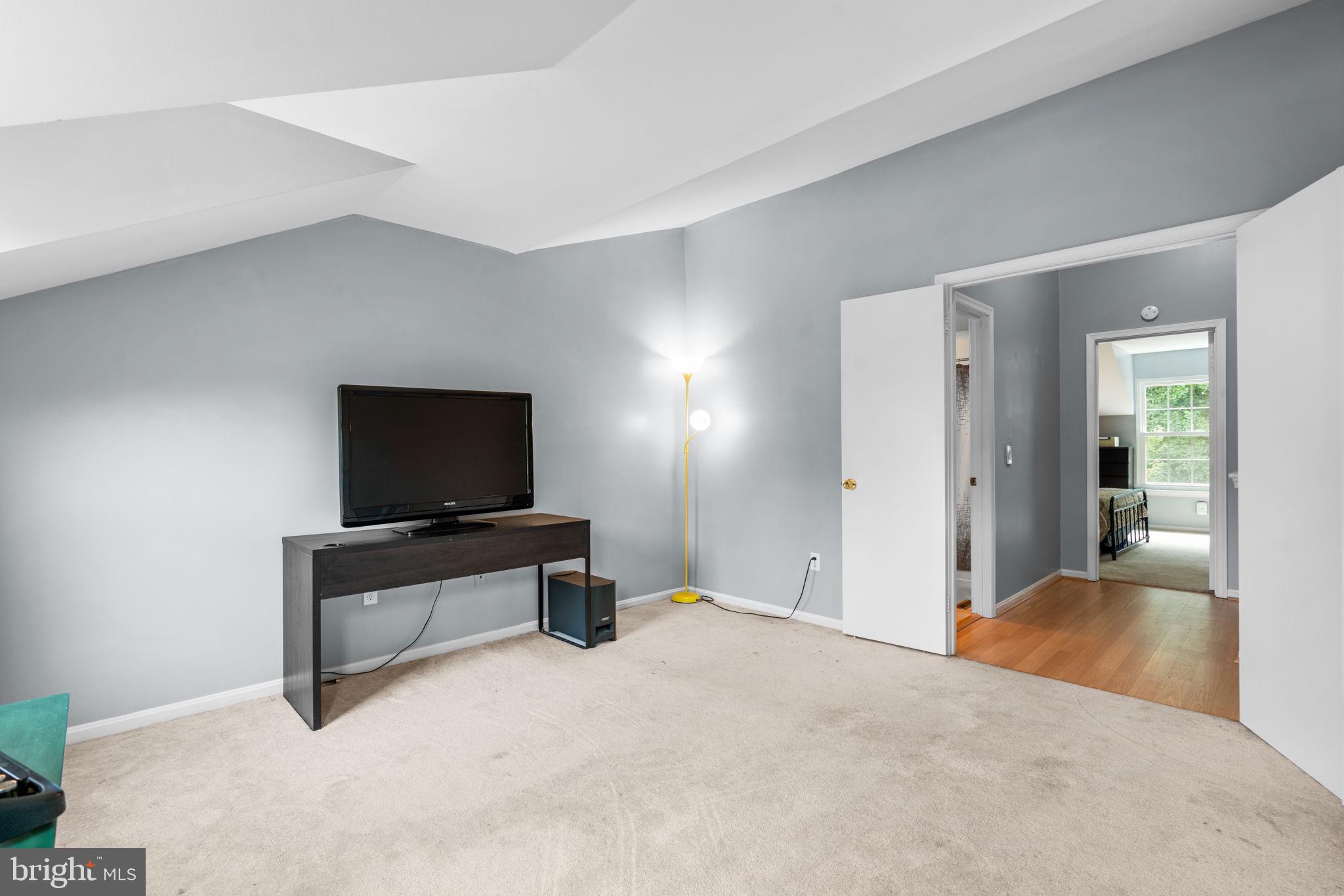 9619 HASTINGS DRIVE
