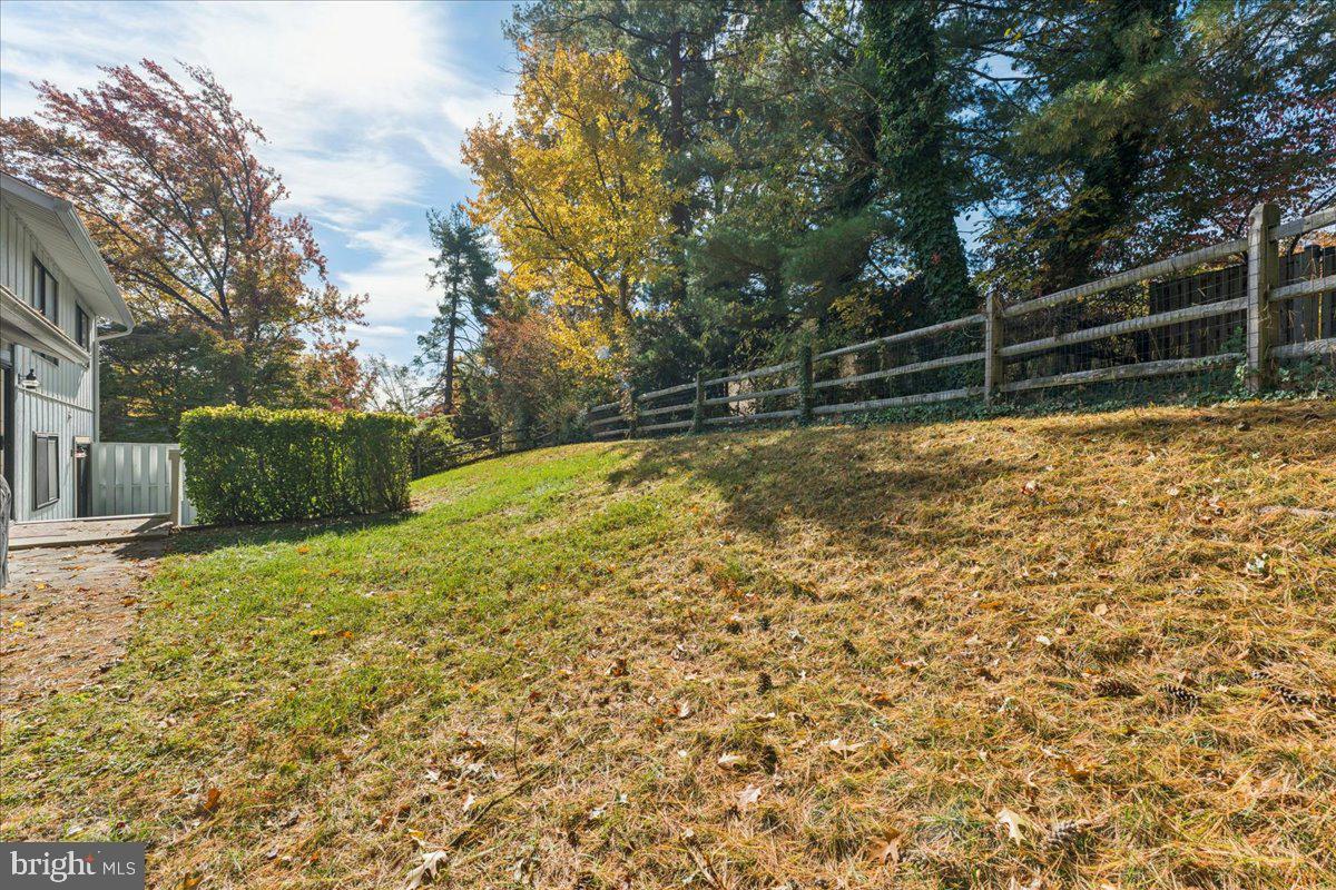 8988 SIDELONG PLACE
