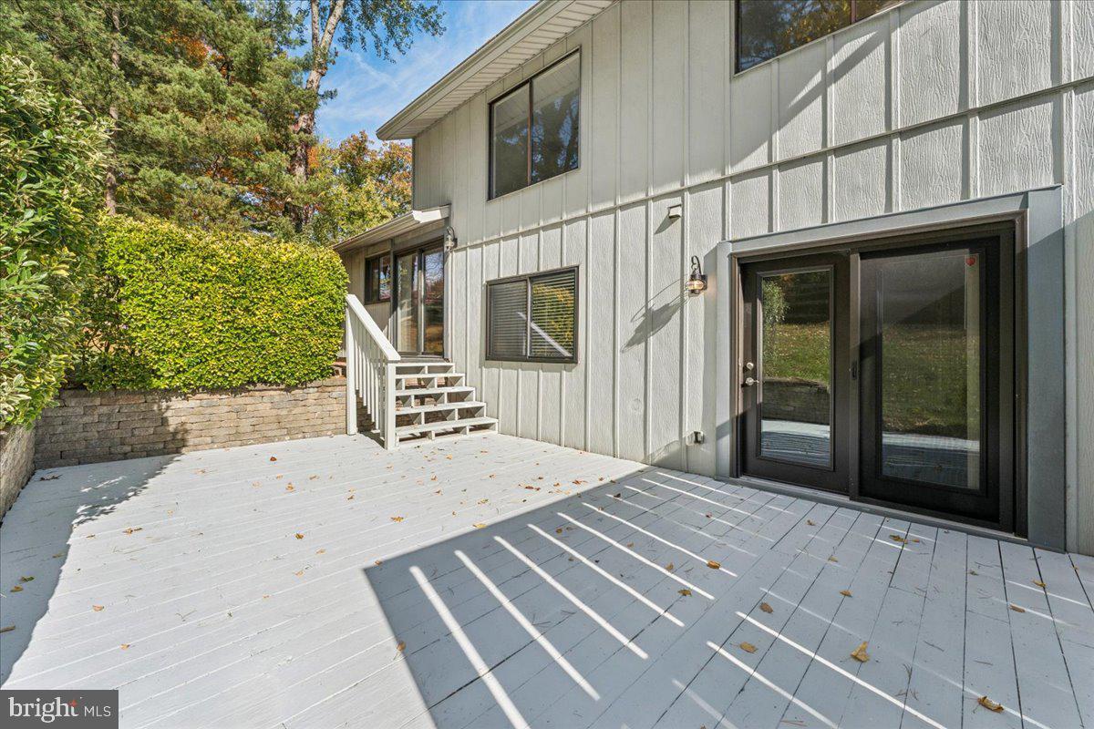 8988 SIDELONG PLACE