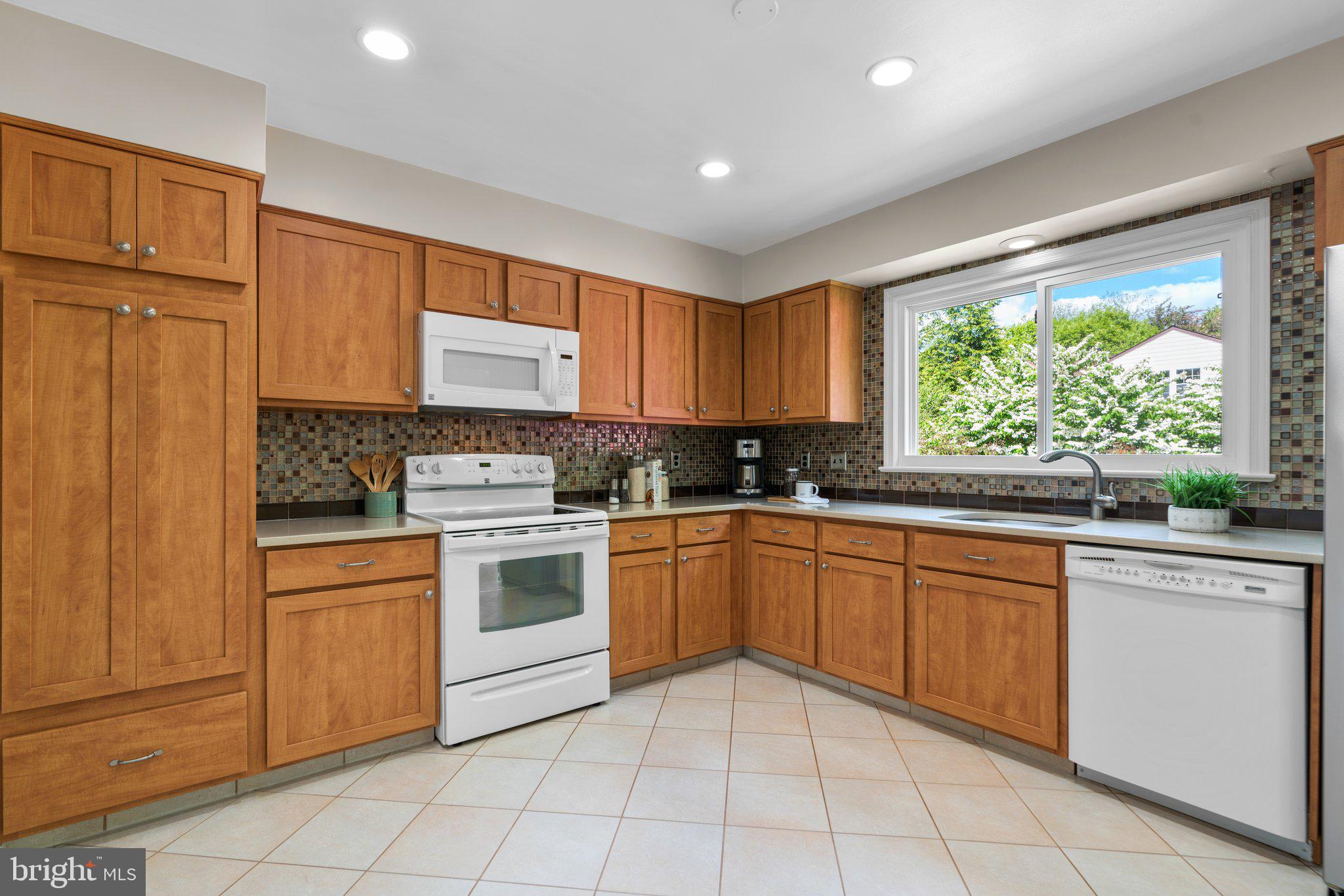 7301 CENTENNIAL ROAD