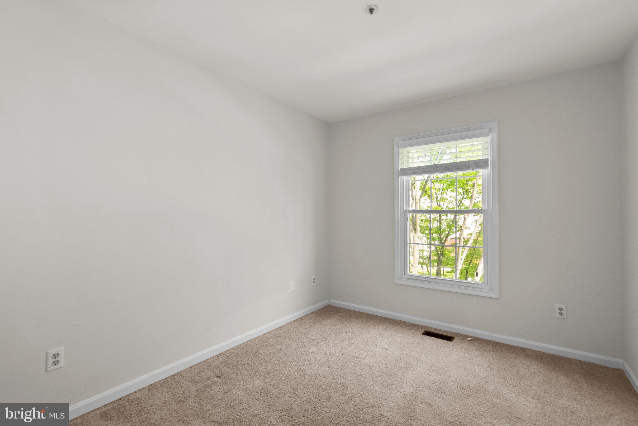 2035 WESTCHESTER DRIVE