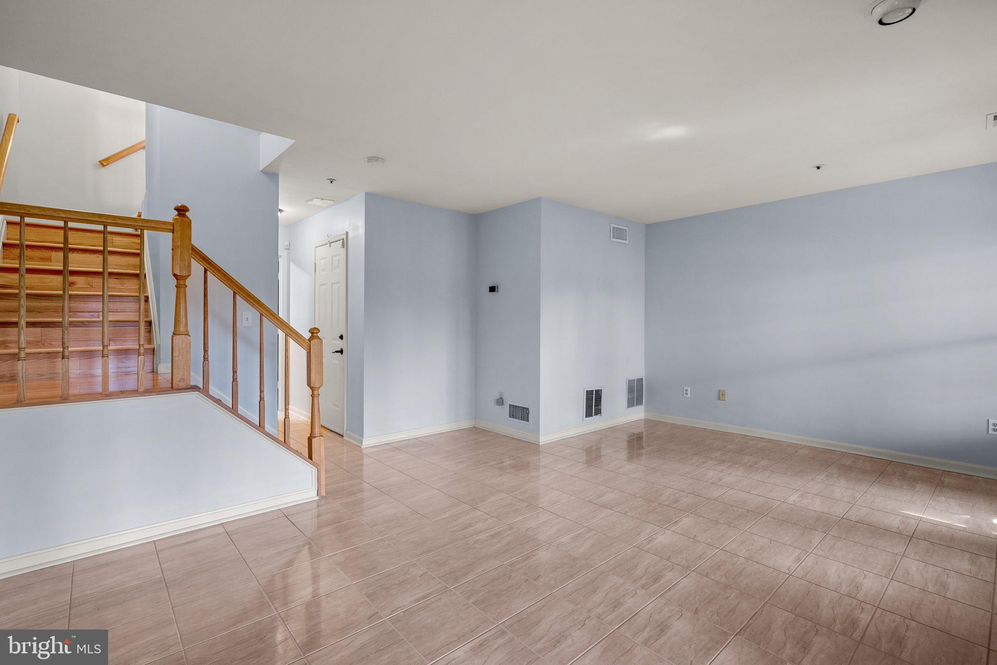 2035 WESTCHESTER DRIVE