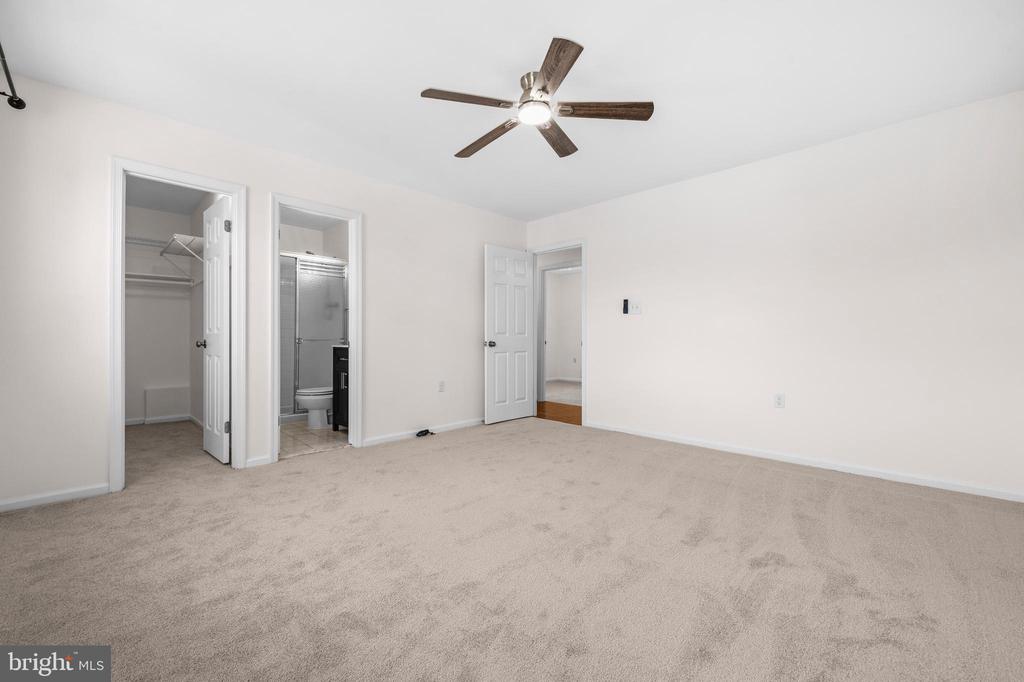5 COATBRIDGE COURT