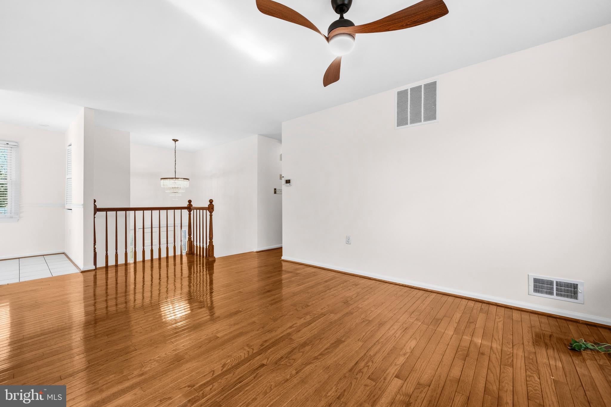 5 COATBRIDGE COURT