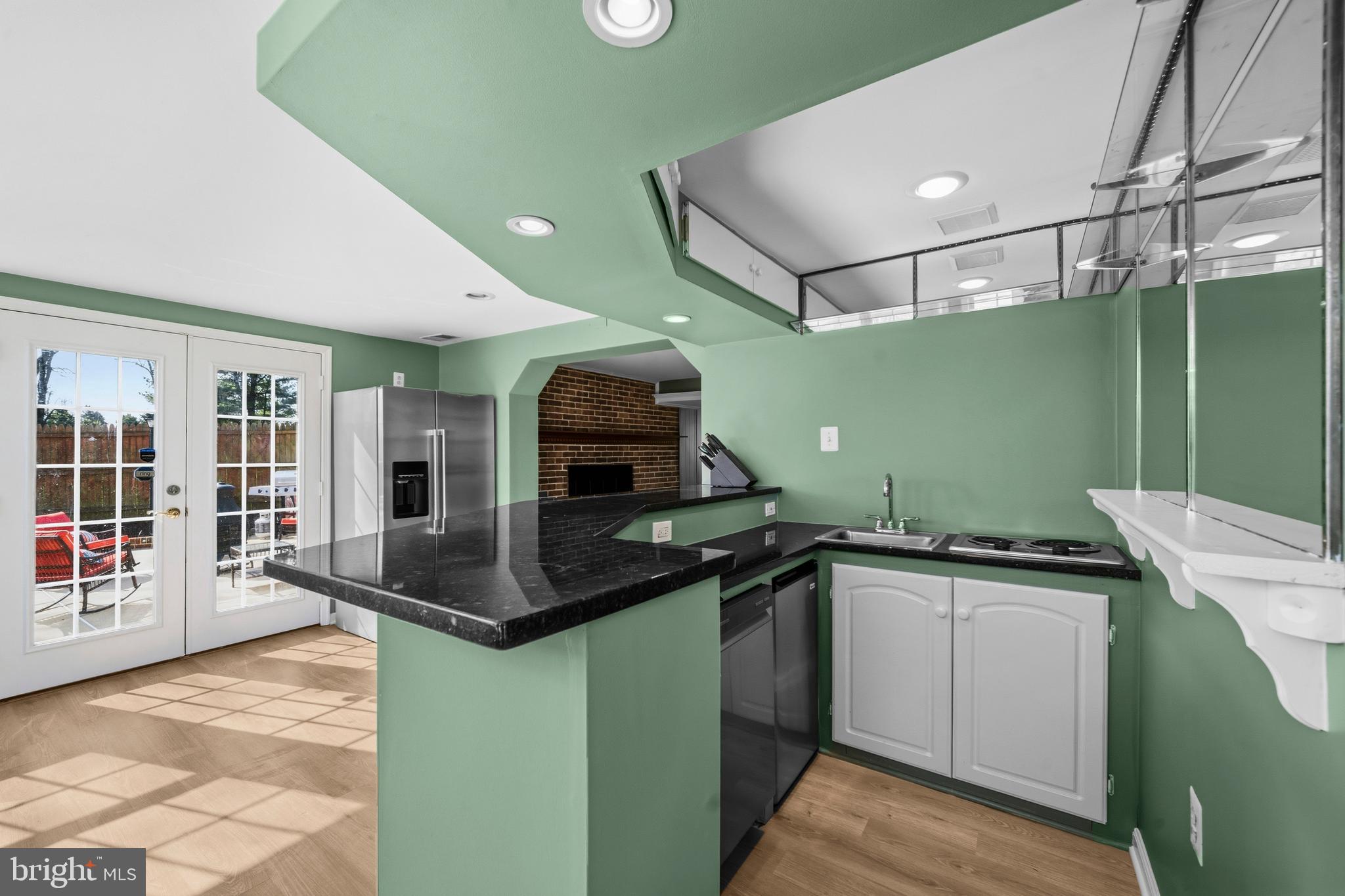 5 COATBRIDGE COURT