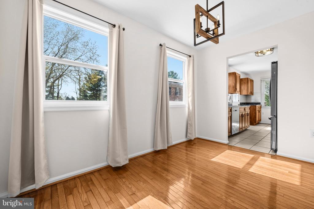 5 COATBRIDGE COURT