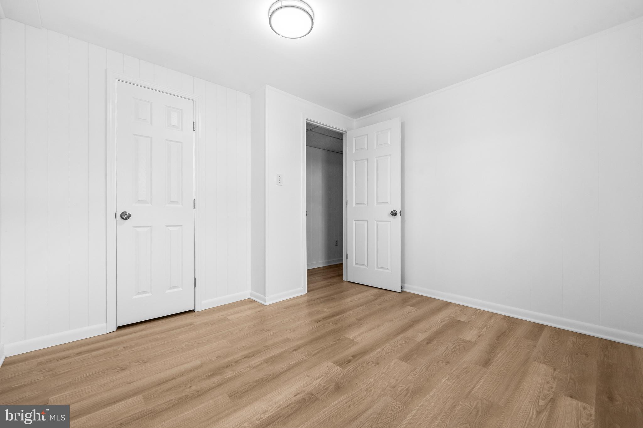 5 COATBRIDGE COURT