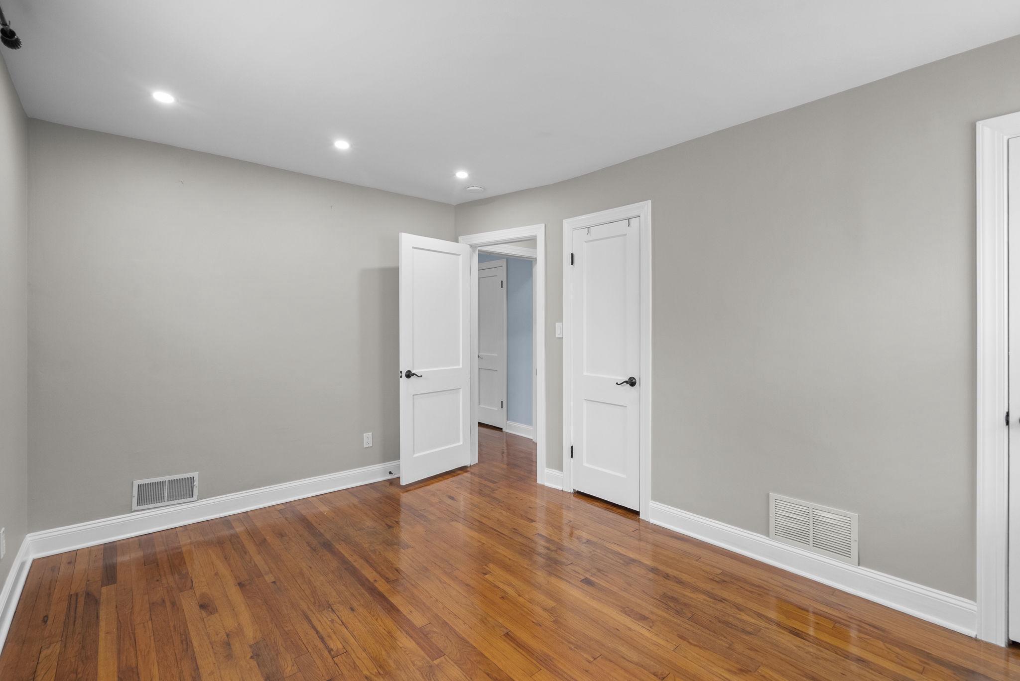 3013 MEDWAY STREET