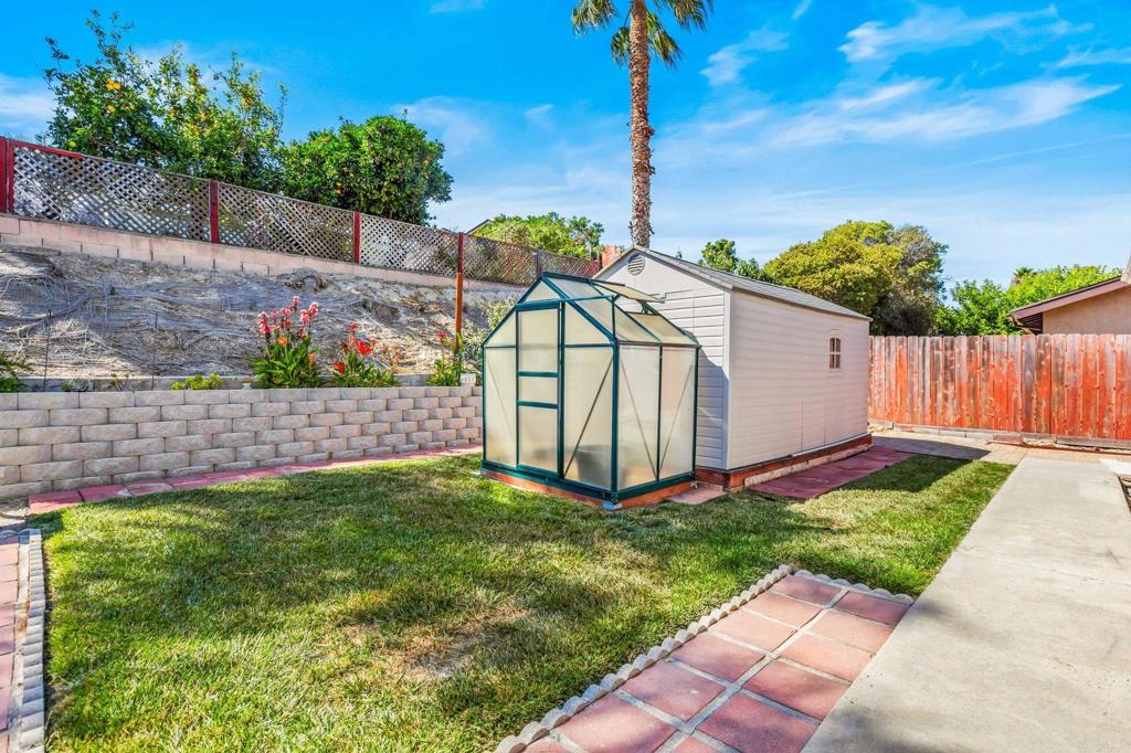 4136 Lynette Circle